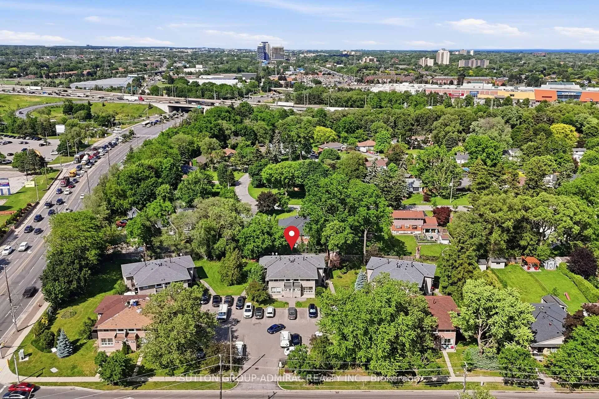 Photo 3 of Unit 4, 965 Francis Road, Burlington, LaSalle — HOMEH