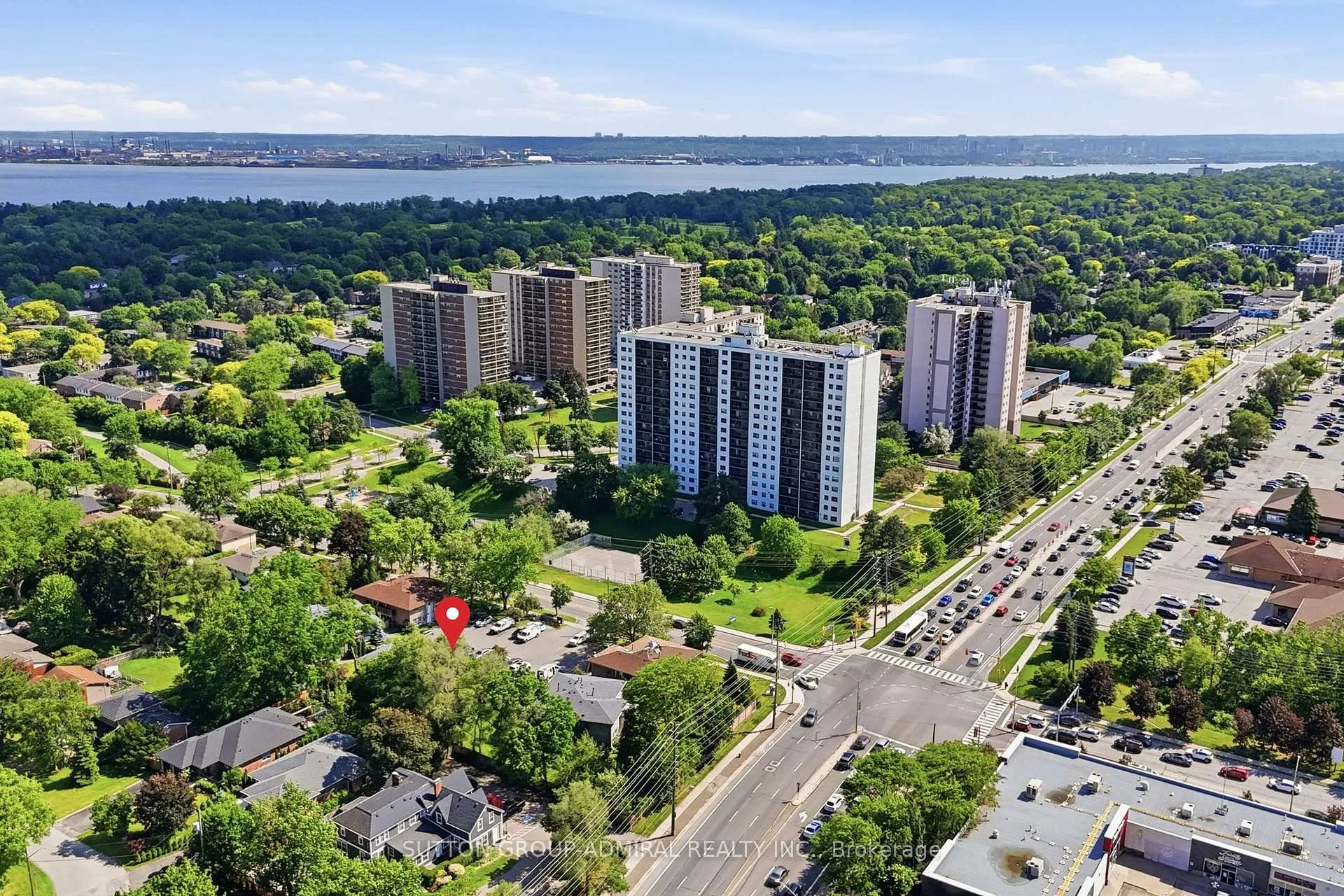 Photo 6 of Unit 4, 965 Francis Road, Burlington, LaSalle — HOMEH