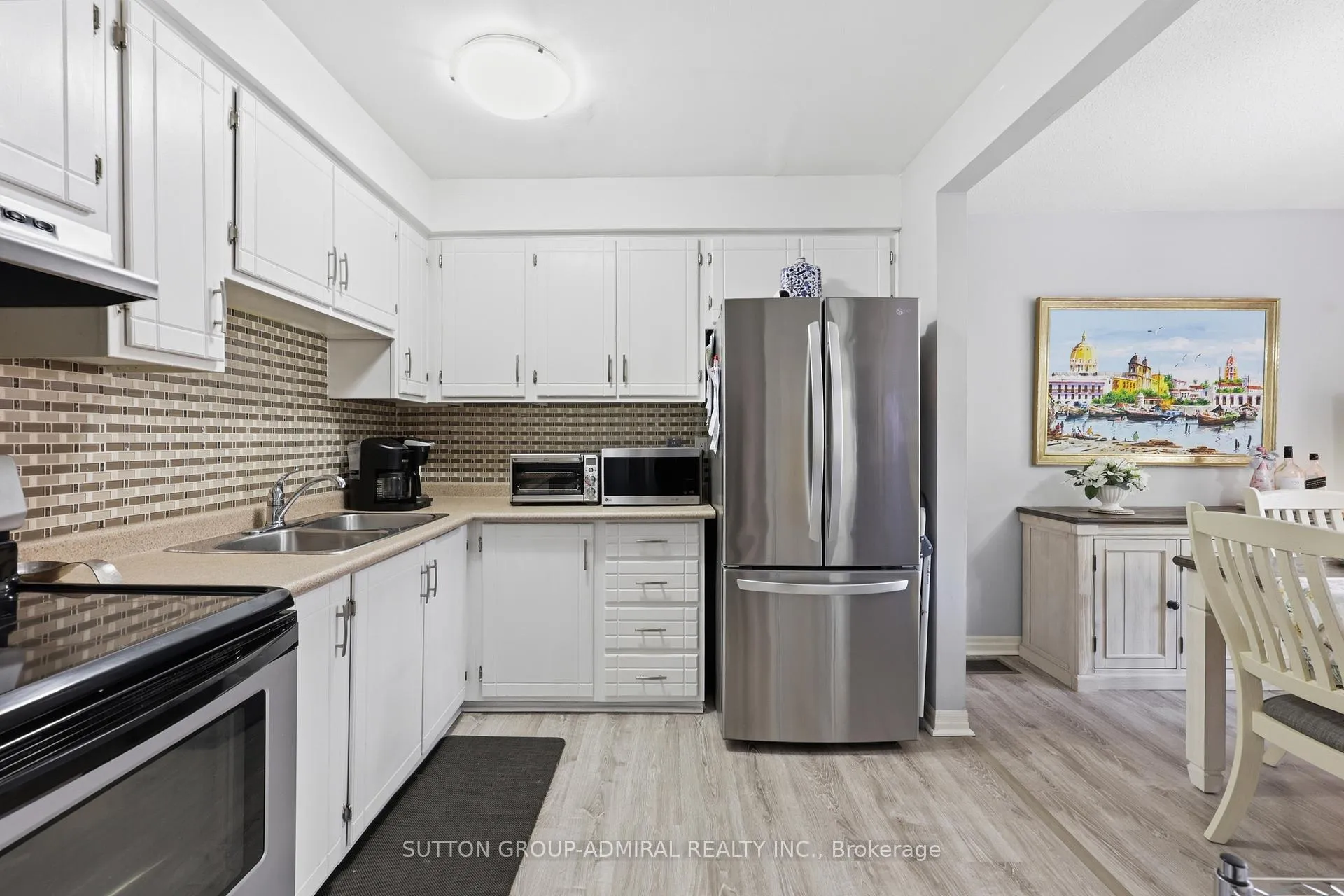 Photo 15 of Unit 4, 965 Francis Road, Burlington, LaSalle — HOMEH