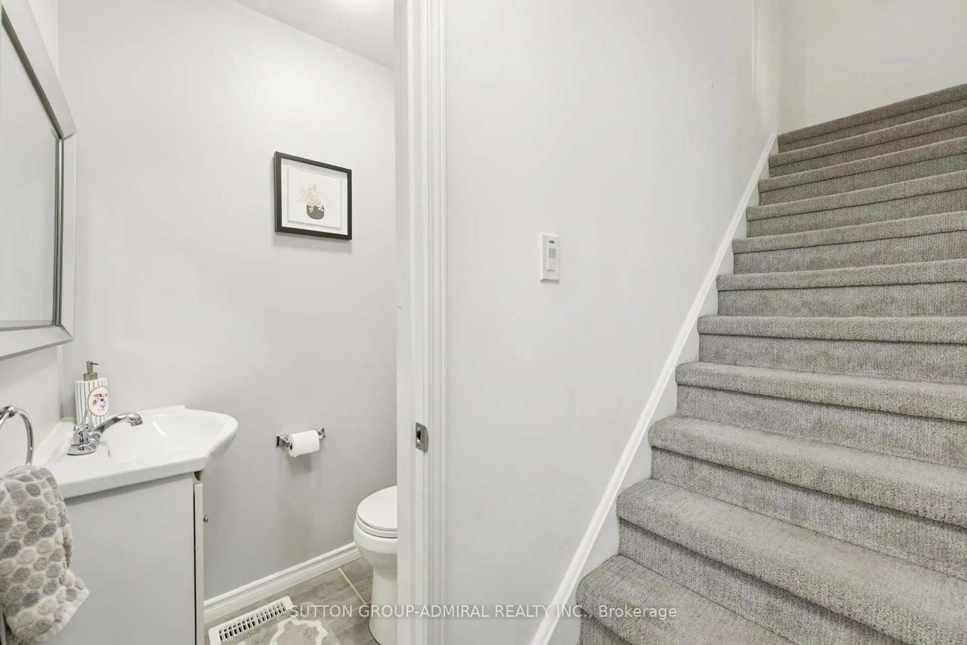 Photo 20 of Unit 4, 965 Francis Road, Burlington, LaSalle — HOMEH