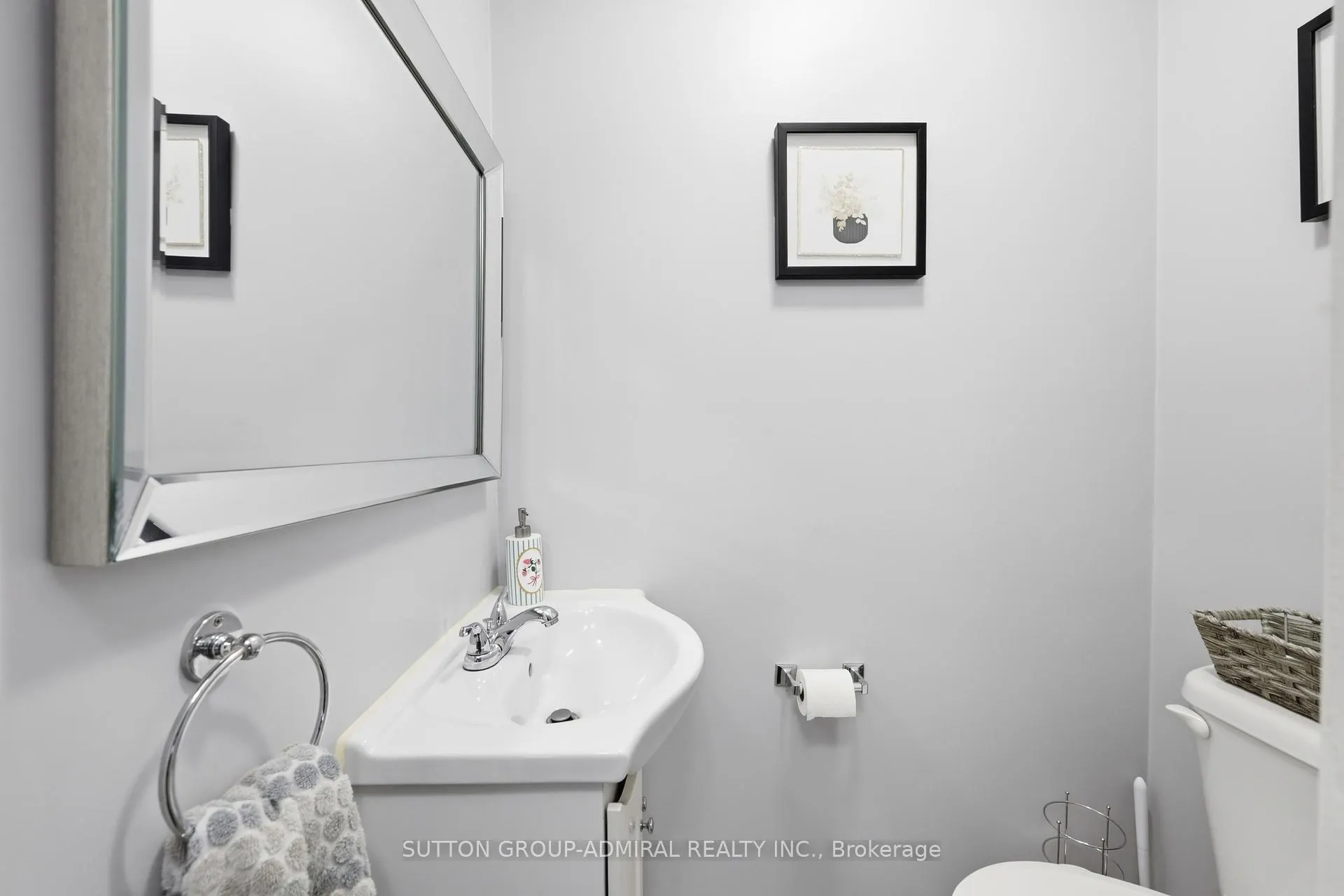 Photo 21 of Unit 4, 965 Francis Road, Burlington, LaSalle — HOMEH