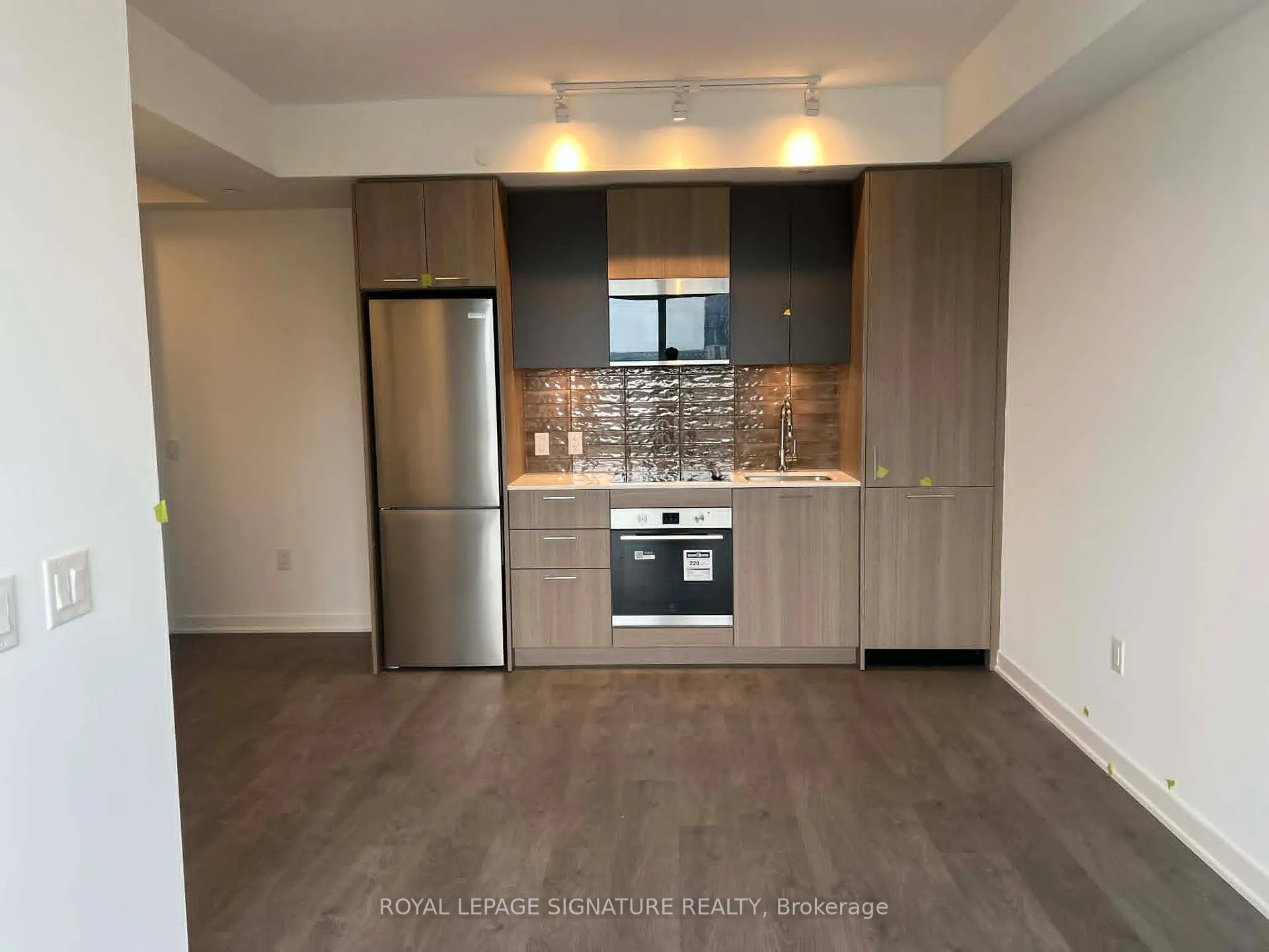 Photo 2 of Unit 1809, 10 Oak Street, Toronto, Regent Park — HOMEH