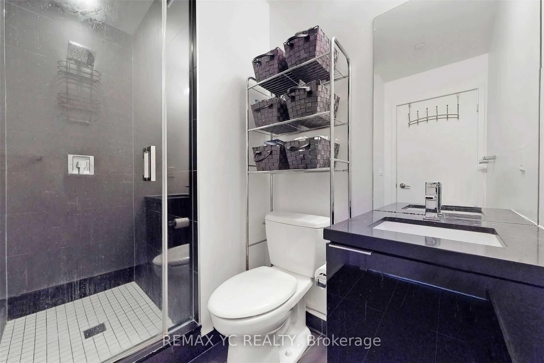 Photo 10 of Unit 2212, 8 Eglinton Avenue E, Toronto, Mount Pleasant East — HOMEH