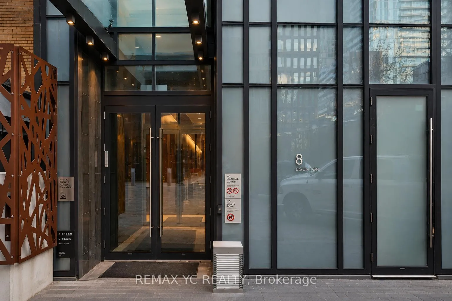 Photo 20 of Unit 2212, 8 Eglinton Avenue E, Toronto, Mount Pleasant East — HOMEH