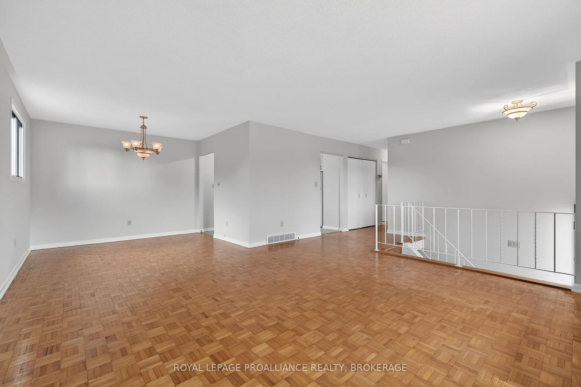 Photo 8 of 209 Glen Castle Road, Kingston, City Southwest — HOMEH