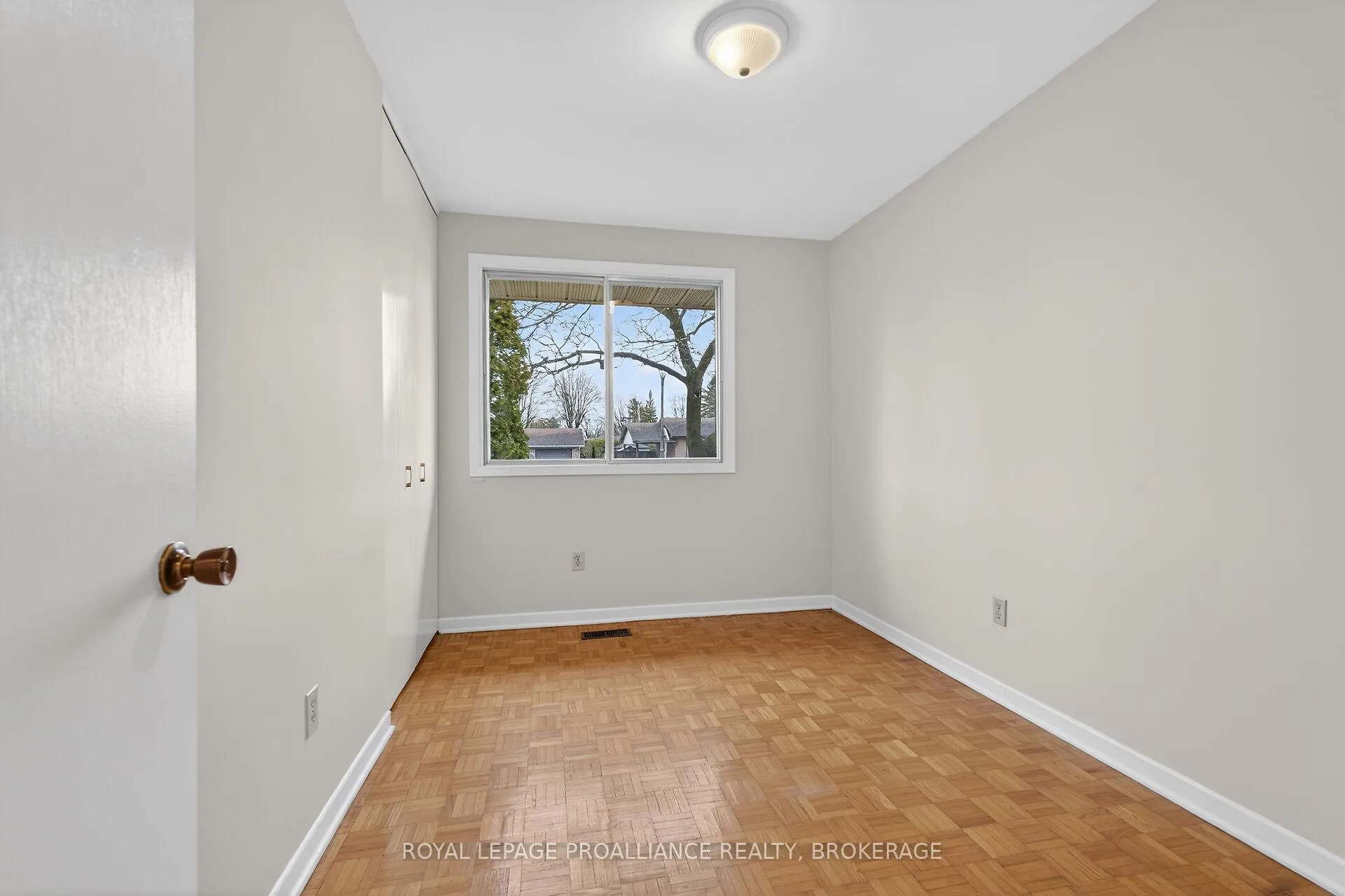 Photo 27 of 209 Glen Castle Road, Kingston, City Southwest — HOMEH