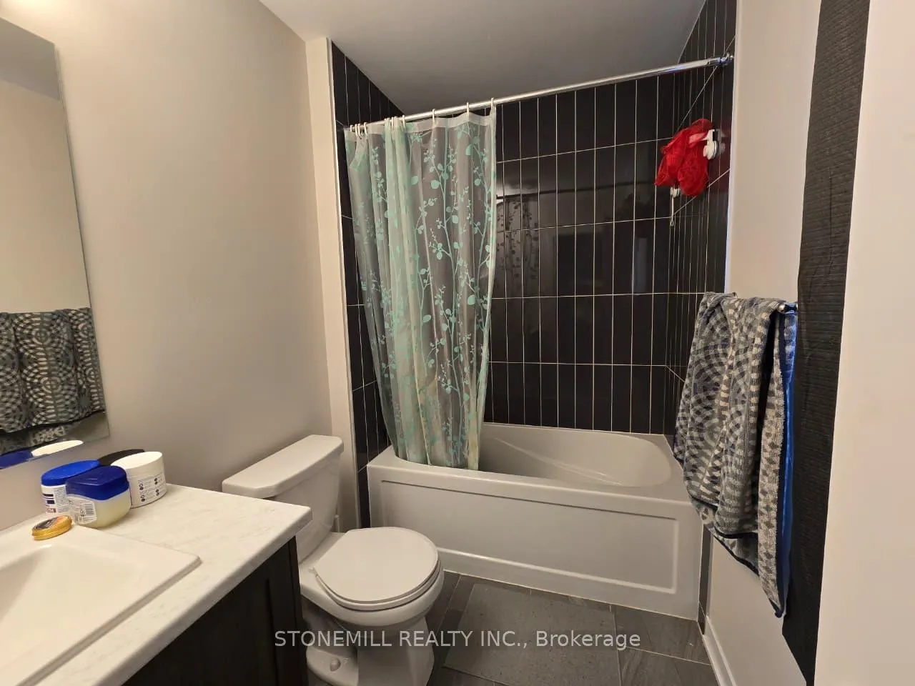 Photo 12 of 125 Beebalm Crescent, Ottawa, Barrhaven - Half Moon Bay — HOMEH
