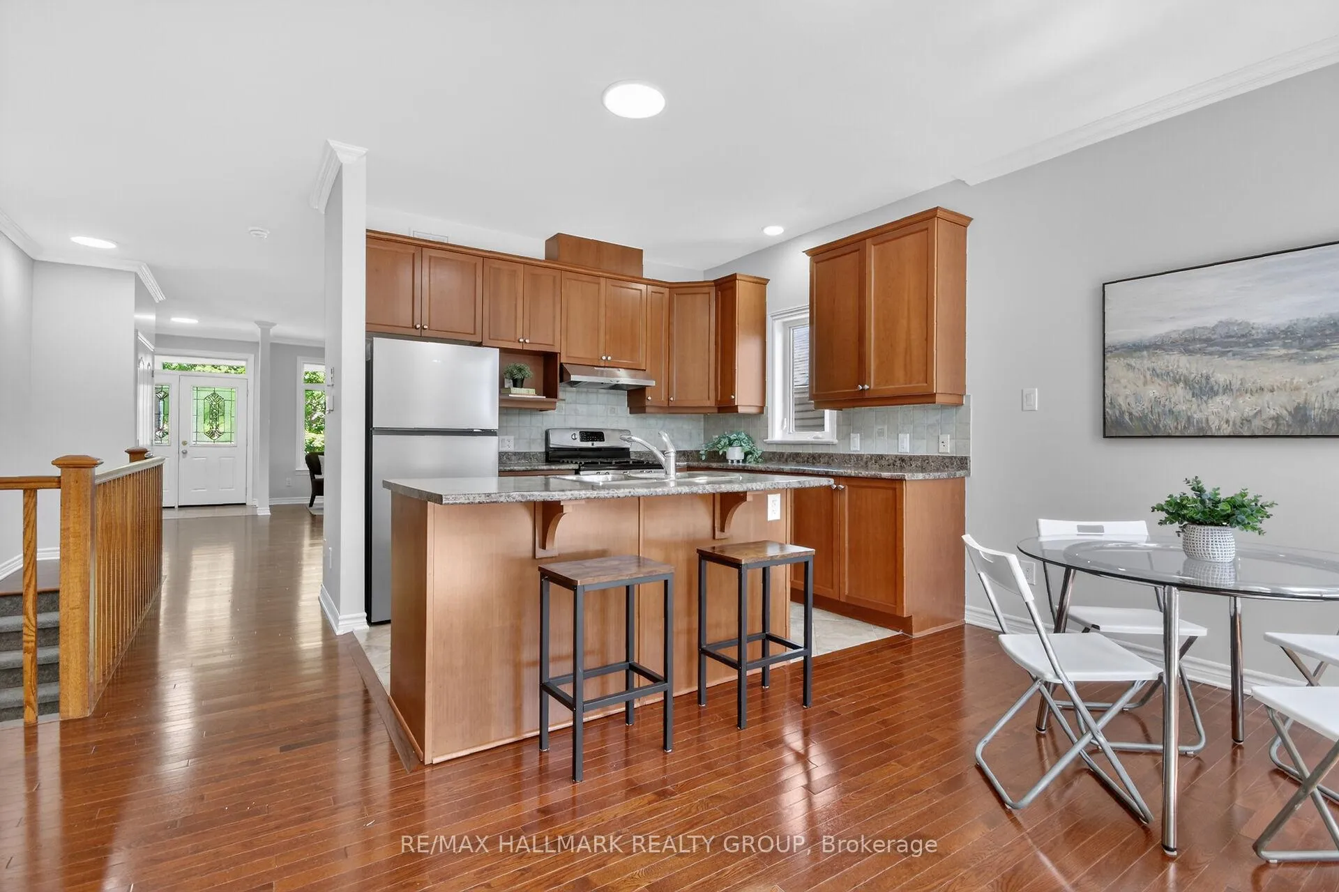 Photo 14 of 335 Jackson Stitt Circle, Ottawa, Stittsville (North) — HOMEH