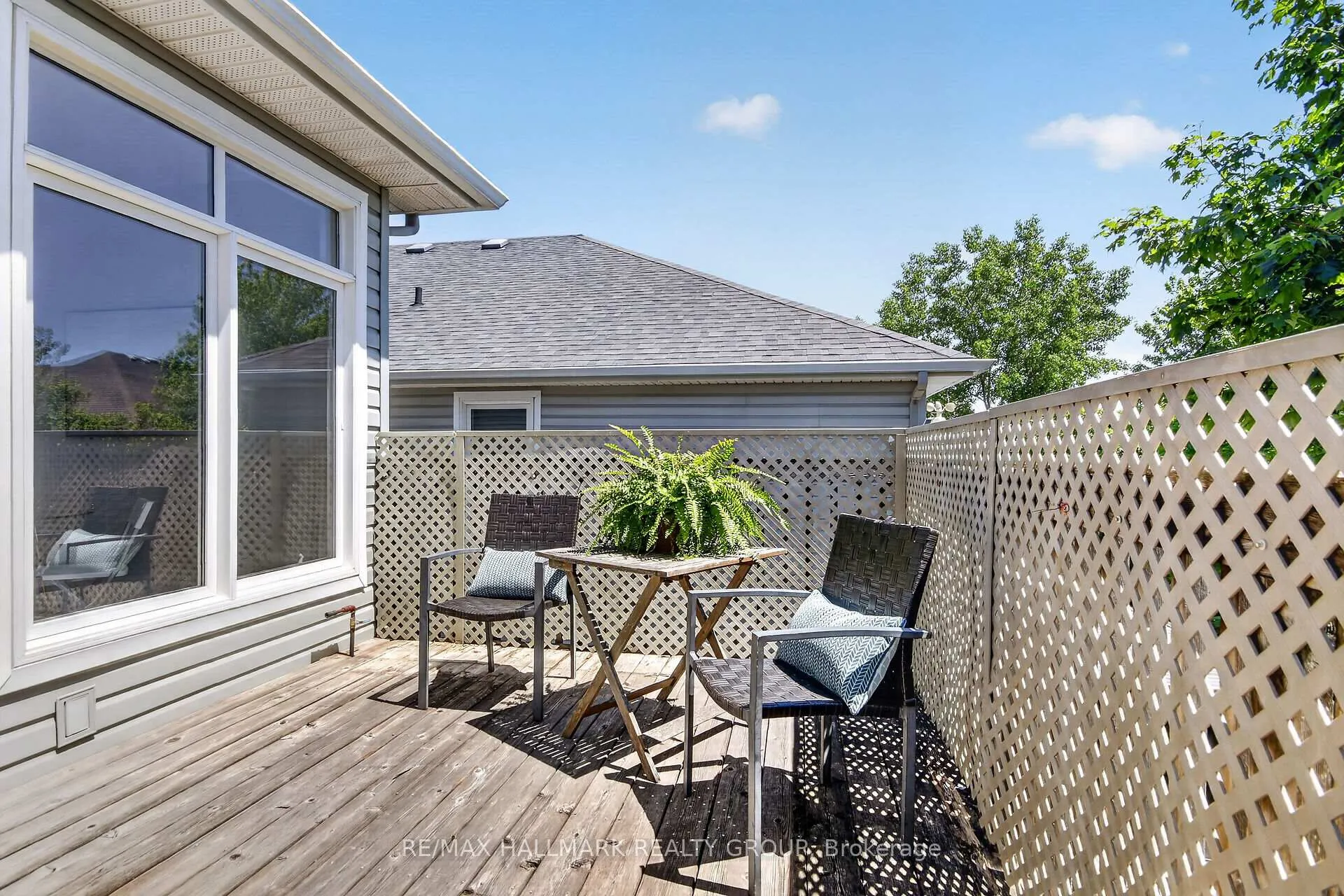 Photo 23 of 335 Jackson Stitt Circle, Ottawa, Stittsville (North) — HOMEH