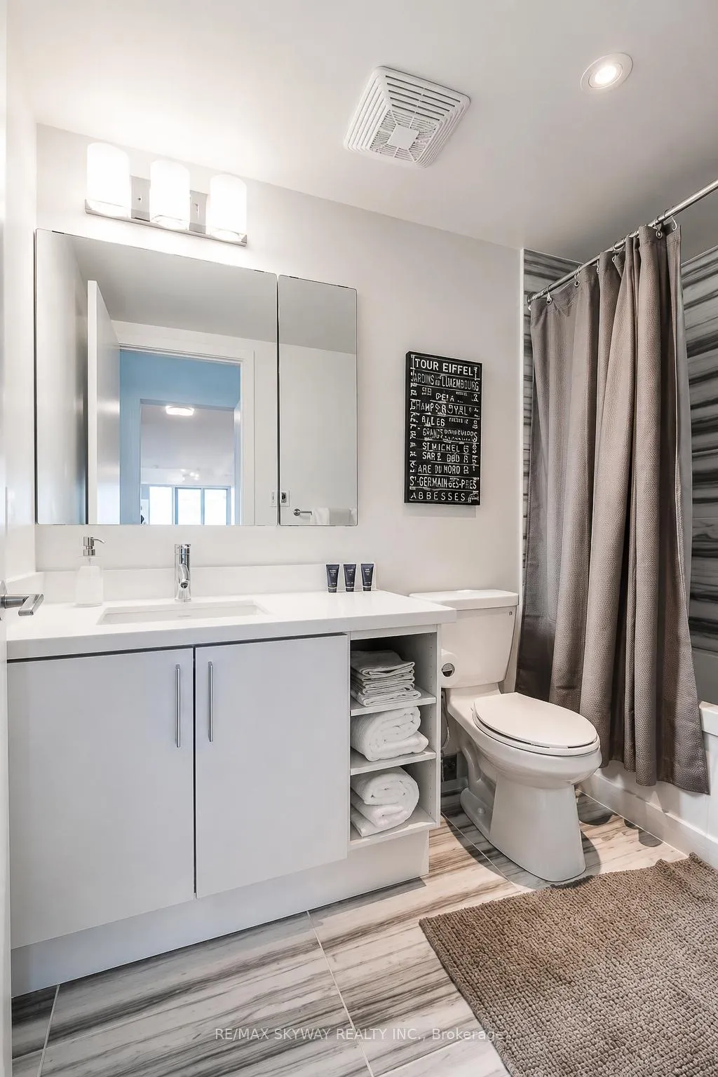 Photo 15 of Unit Lph03, 2212 Lakeshore Boulevard, Etobicoke, Mimico — HOMEH
