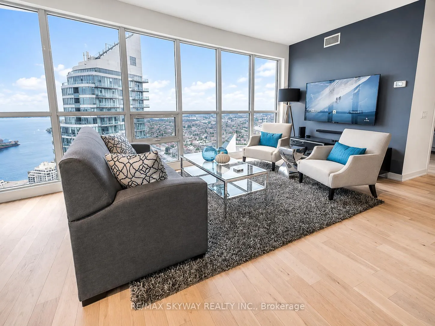 Photo 16 of Unit Lph03, 2212 Lakeshore Boulevard, Etobicoke, Mimico — HOMEH