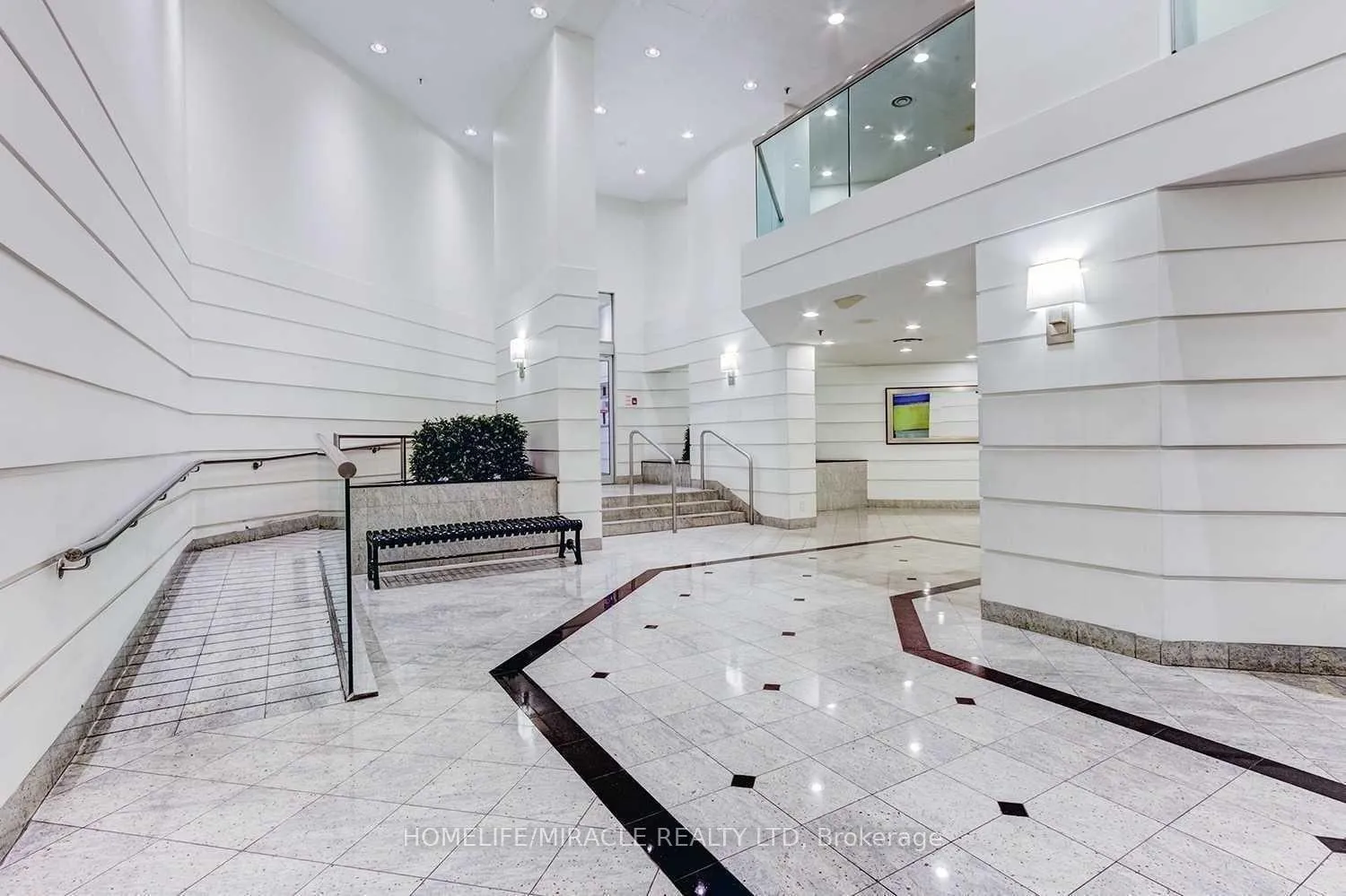 Photo 4 of Unit 1907, 717 Bay Street, Toronto, Bay Street Corridor — HOMEH
