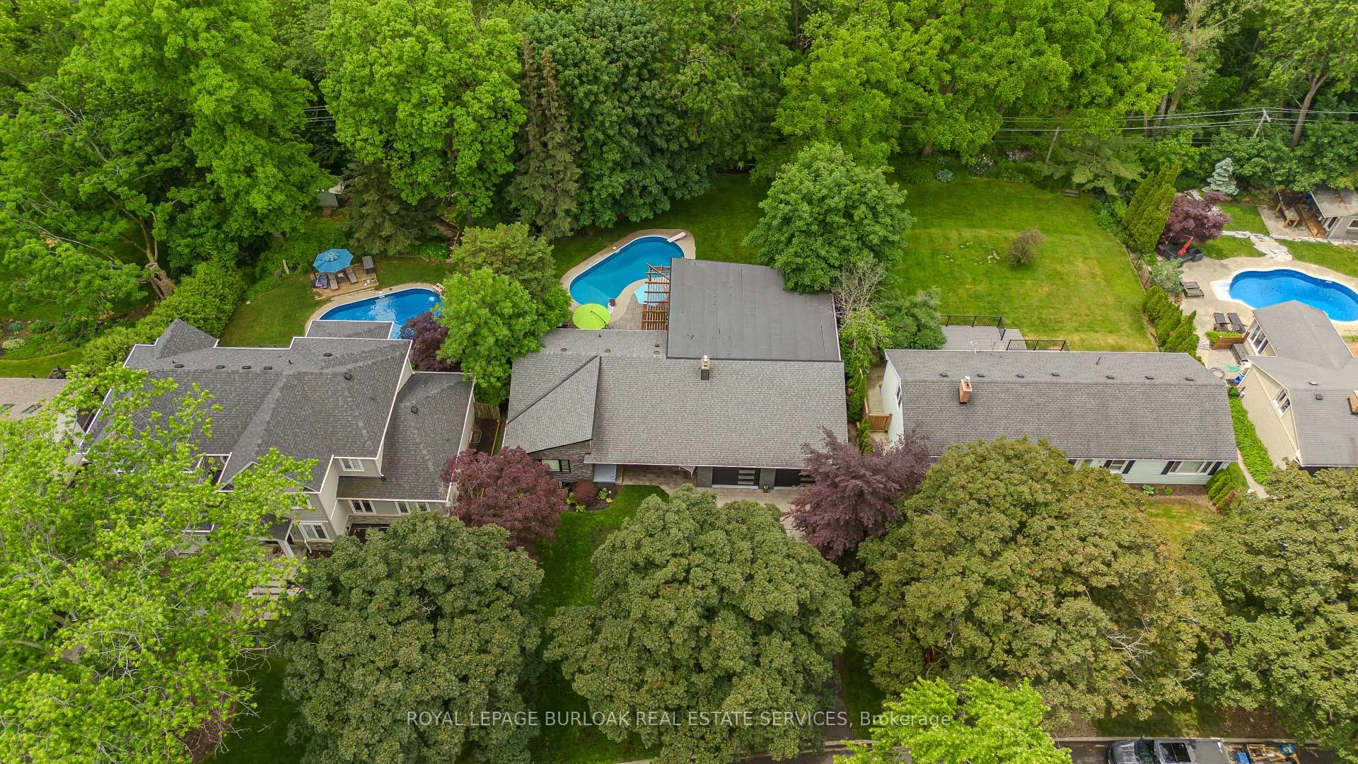 Photo 4 of 272 Goodram Drive, Burlington, Shoreacres — HOMEH