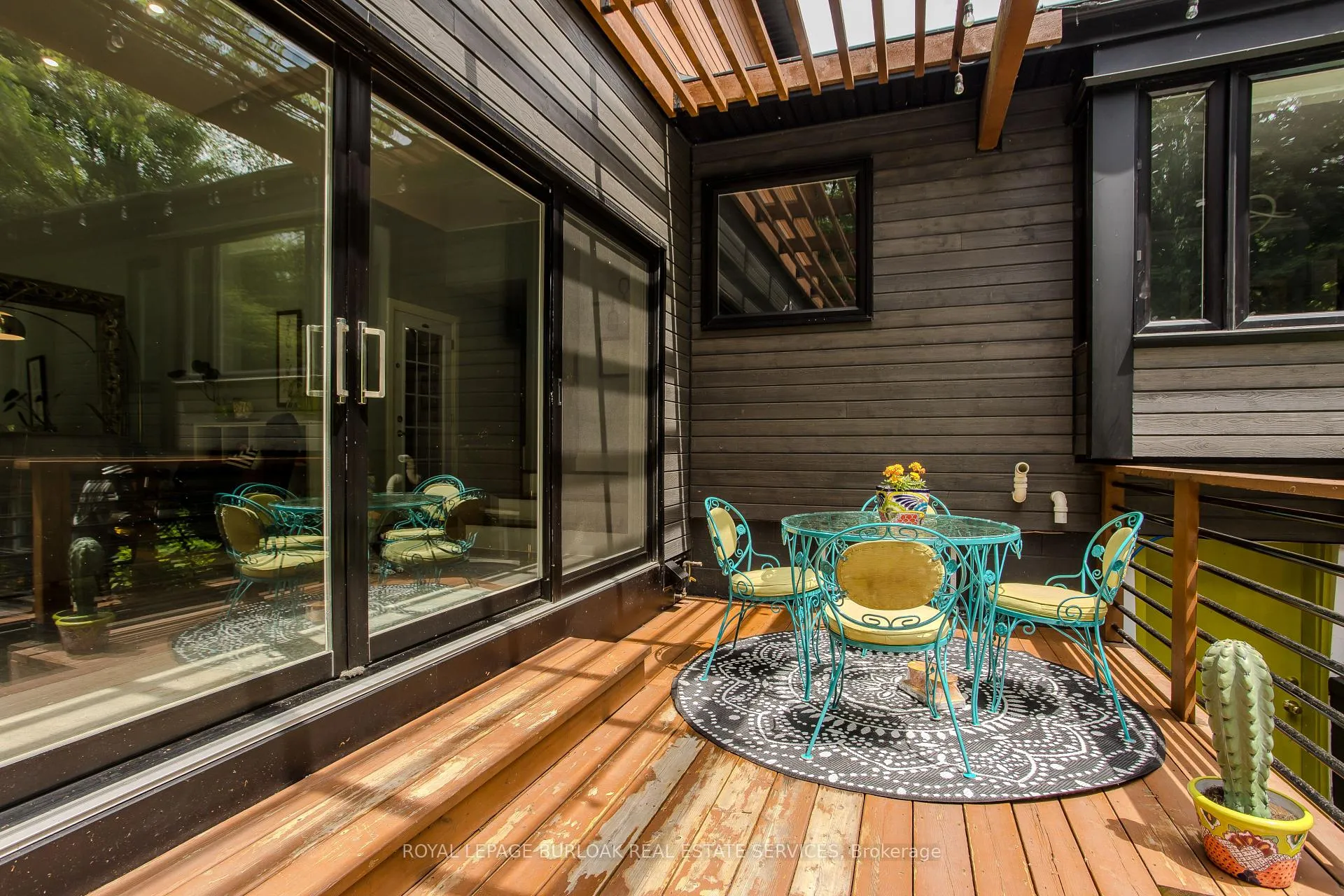 Photo 8 of 272 Goodram Drive, Burlington, Shoreacres — HOMEH