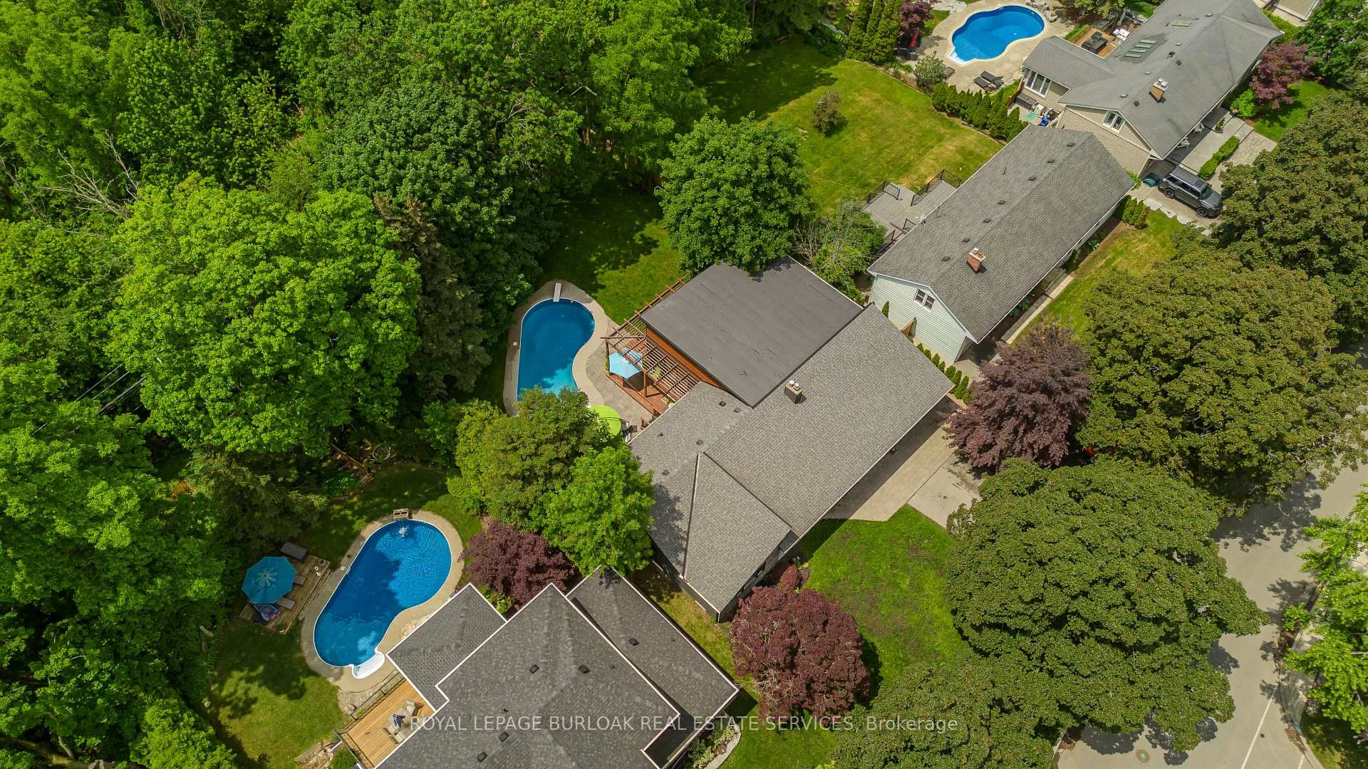 Photo 36 of 272 Goodram Drive, Burlington, Shoreacres — HOMEH