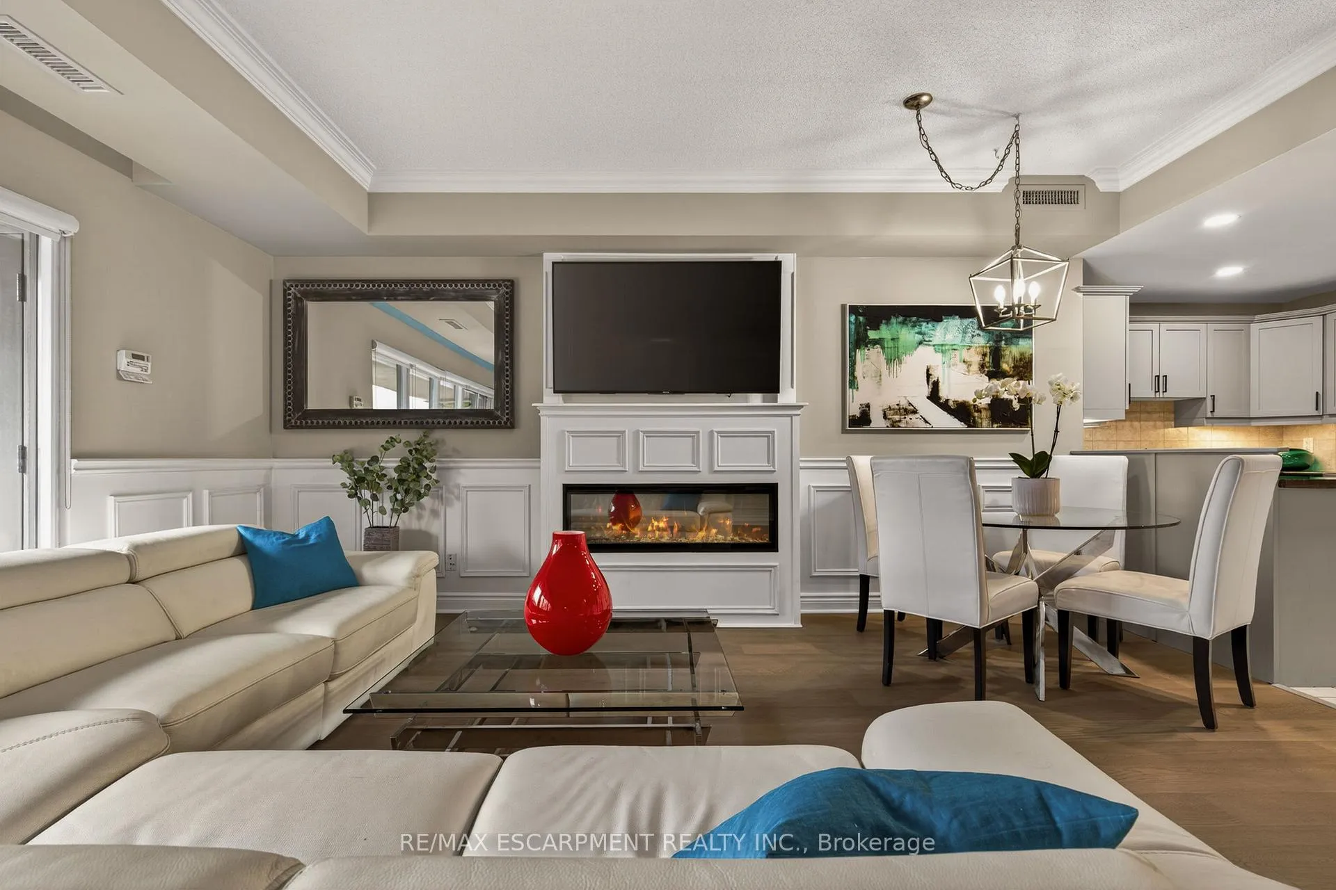 Photo 8 of Unit 202, 1477 Lakeshore Road, Burlington, Brant — HOMEH