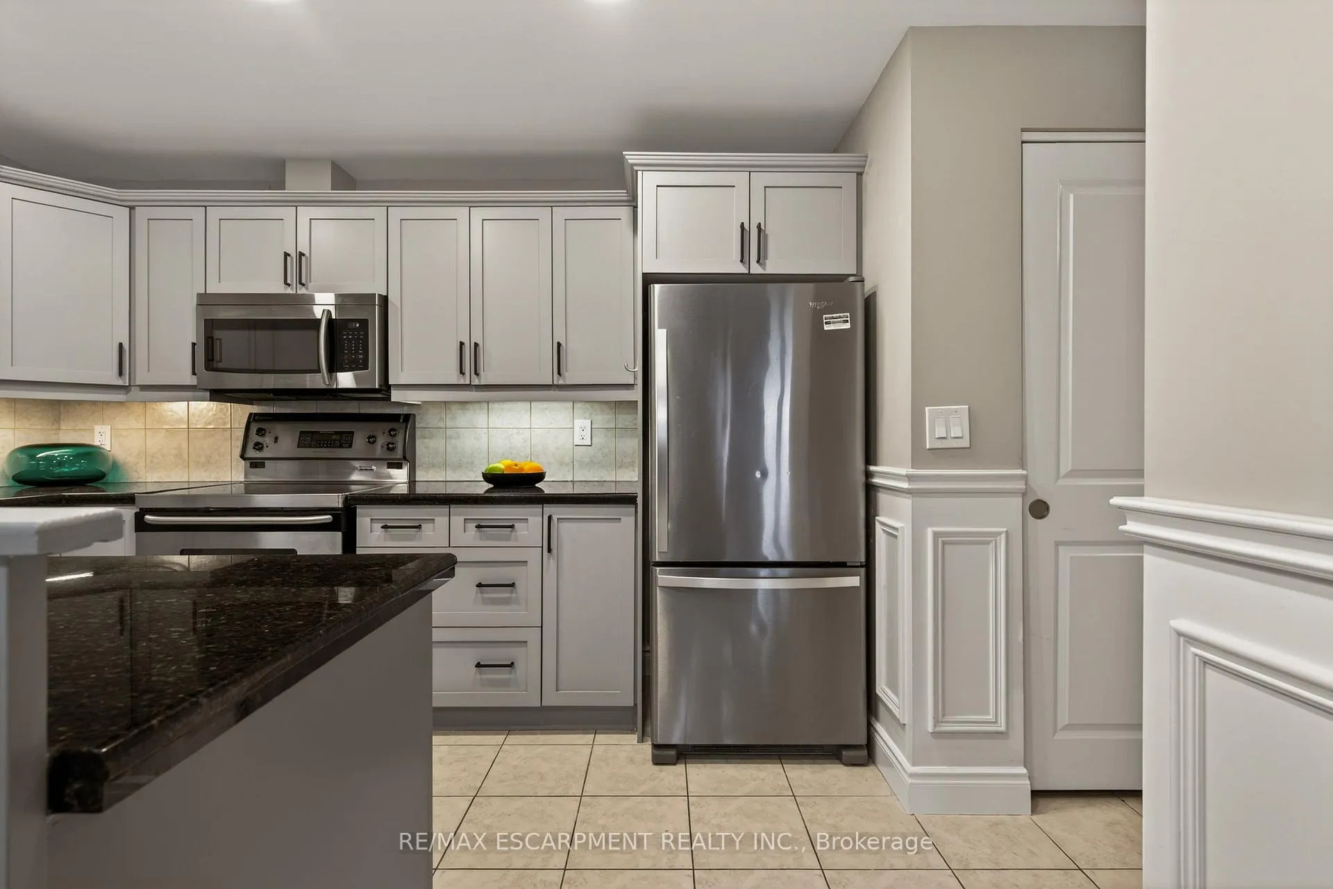 Photo 10 of Unit 202, 1477 Lakeshore Road, Burlington, Brant — HOMEH