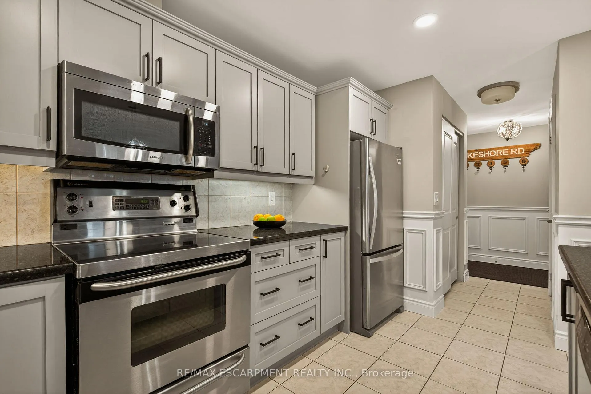 Photo 13 of Unit 202, 1477 Lakeshore Road, Burlington, Brant — HOMEH