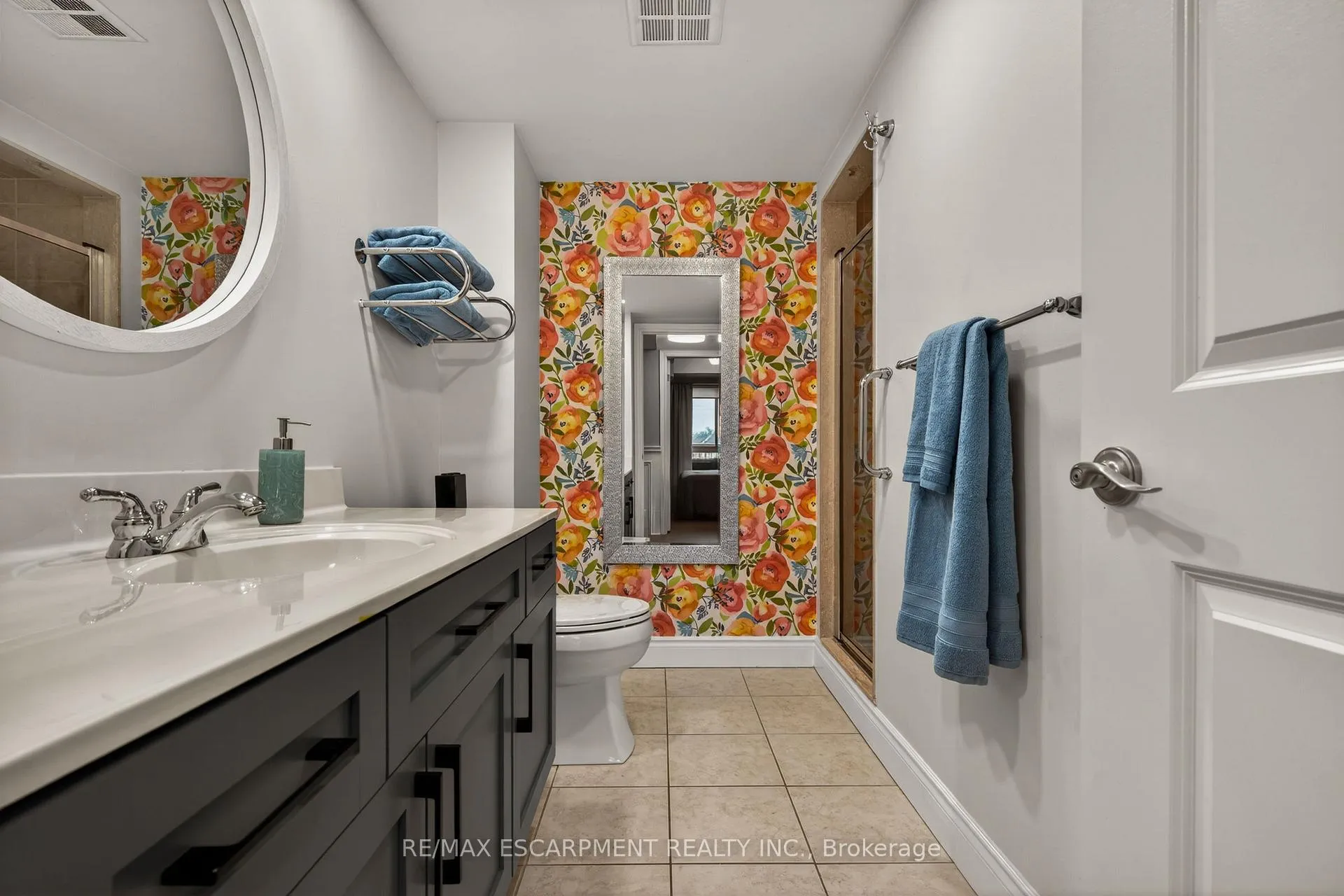 Photo 23 of Unit 202, 1477 Lakeshore Road, Burlington, Brant — HOMEH