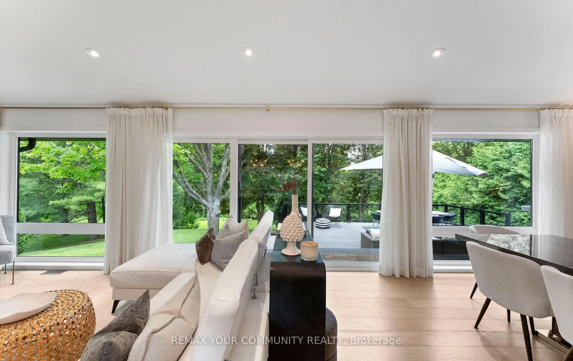 Photo 14 of 48 Royal Road, Aurora, Aurora Village — HOMEH