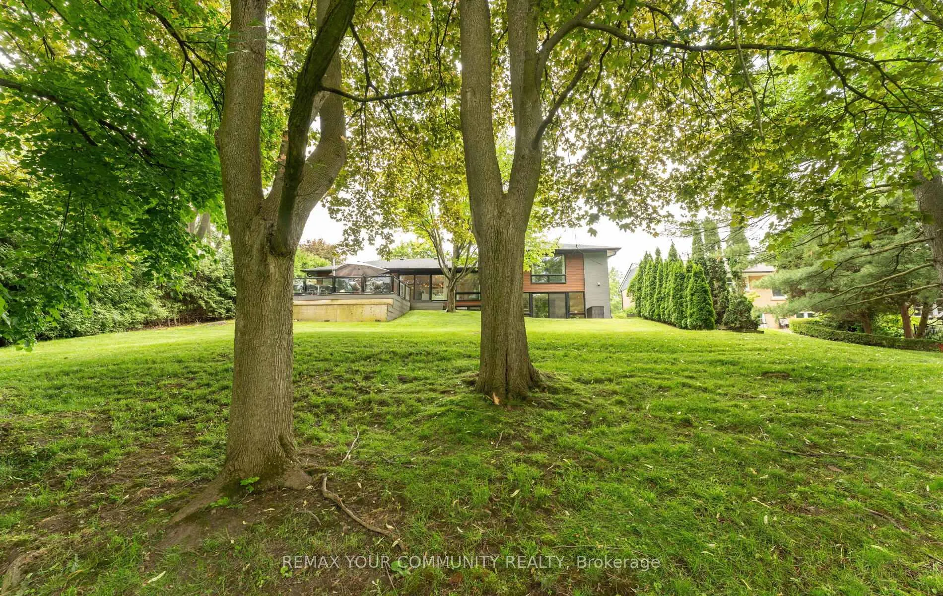 Photo 47 of 48 Royal Road, Aurora, Aurora Village — HOMEH