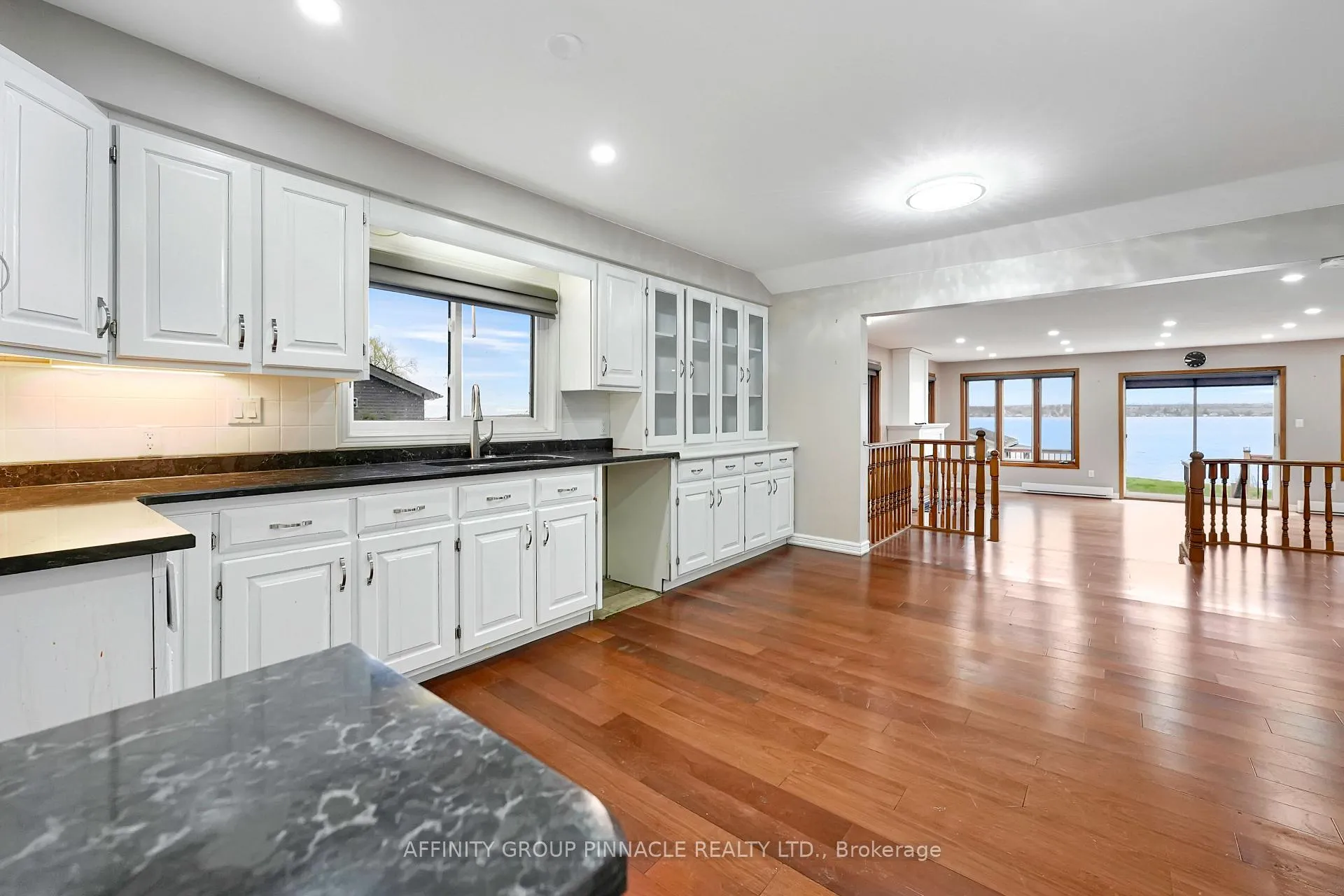 Photo 10 of 143 Beehive Drive, Kawartha Lakes, Fenelon — HOMEH