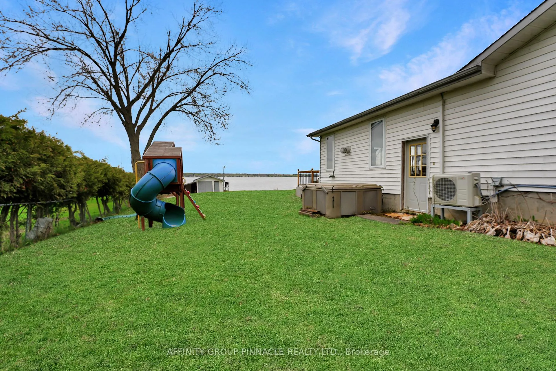 Photo 33 of 143 Beehive Drive, Kawartha Lakes, Fenelon — HOMEH