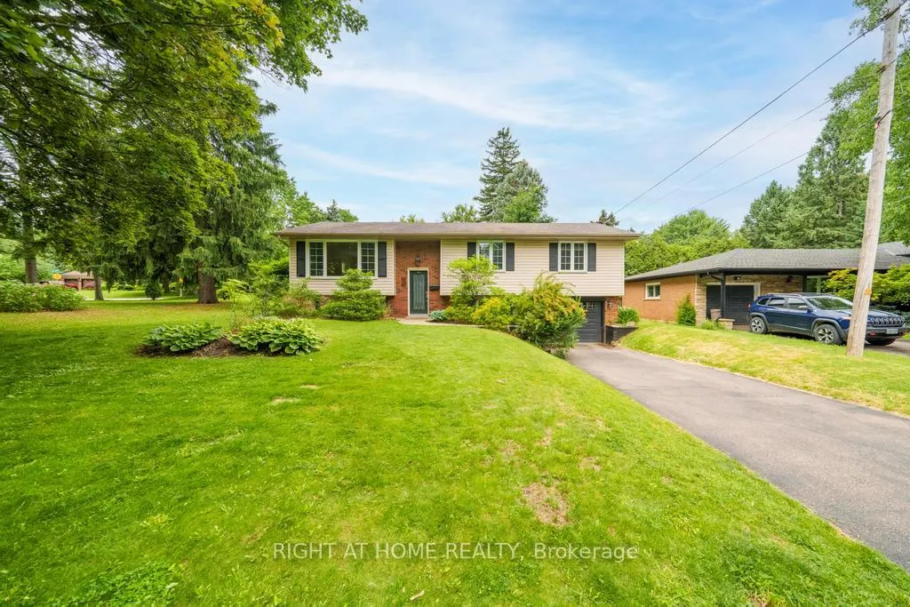Photo 1 of 306 Appleby Road, Hamilton, Ancaster — HOMEH