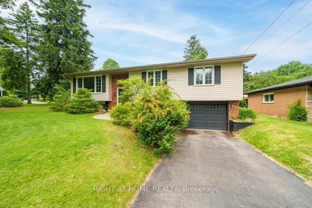 Photo 2 of 306 Appleby Road, Hamilton, Ancaster — HOMEH