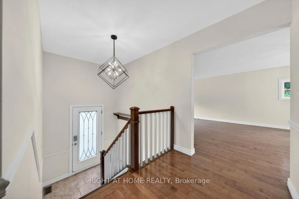 Photo 6 of 306 Appleby Road, Hamilton, Ancaster — HOMEH
