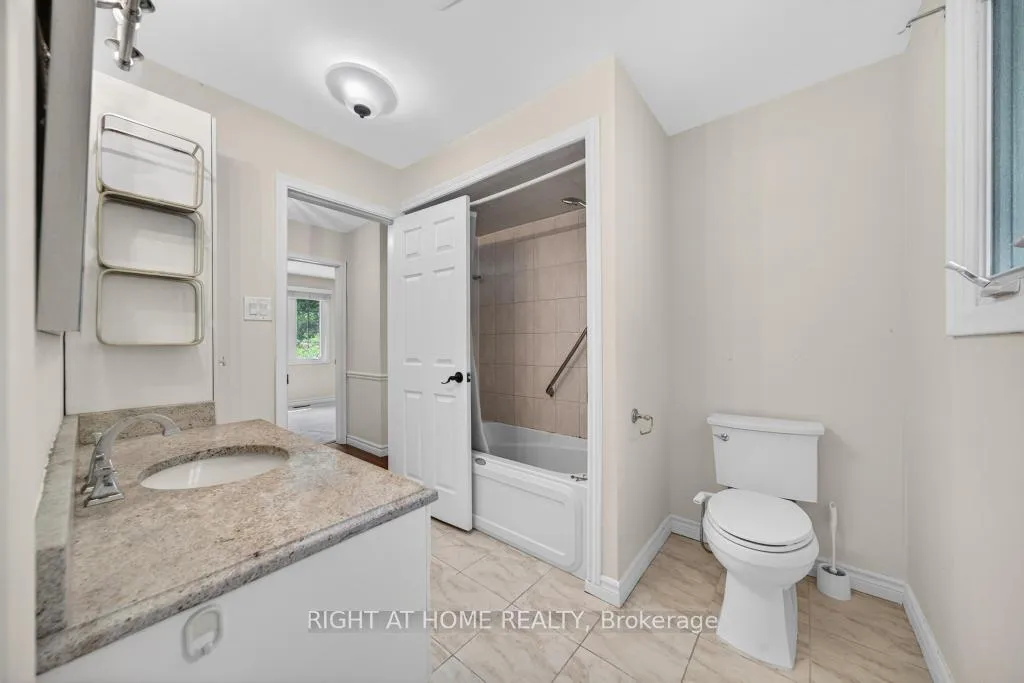 Photo 22 of 306 Appleby Road, Hamilton, Ancaster — HOMEH