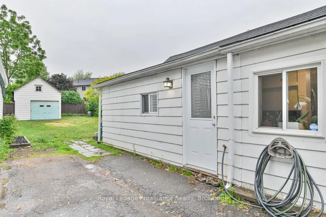 Photo 6 of 57 Albion Street, Belleville, Belleville Ward — HOMEH