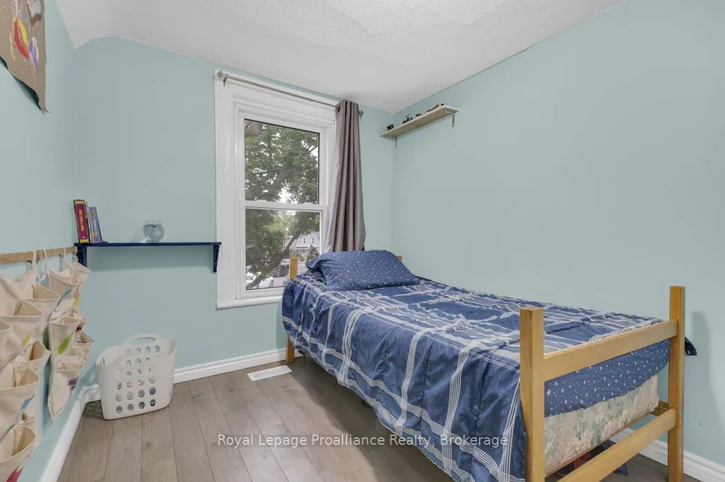 Photo 23 of 57 Albion Street, Belleville, Belleville Ward — HOMEH