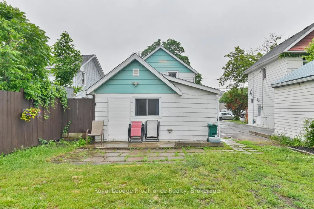 Photo 26 of 57 Albion Street, Belleville, Belleville Ward — HOMEH