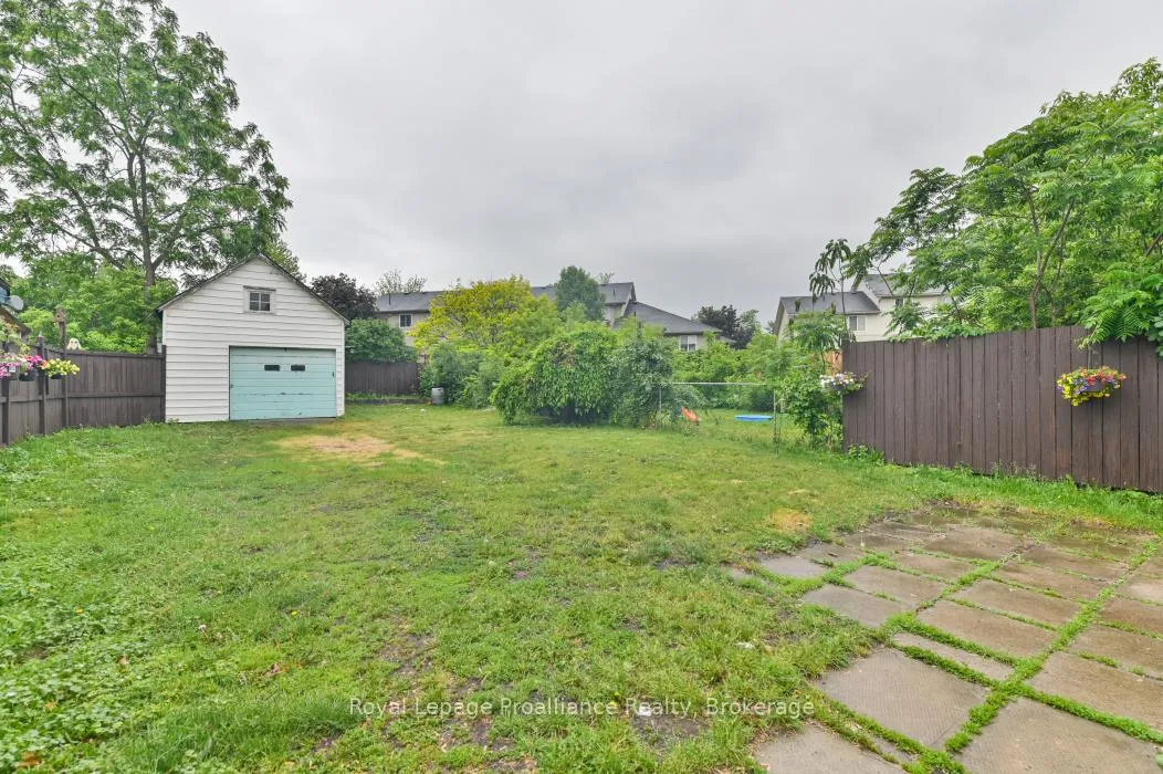 Photo 30 of 57 Albion Street, Belleville, Belleville Ward — HOMEH