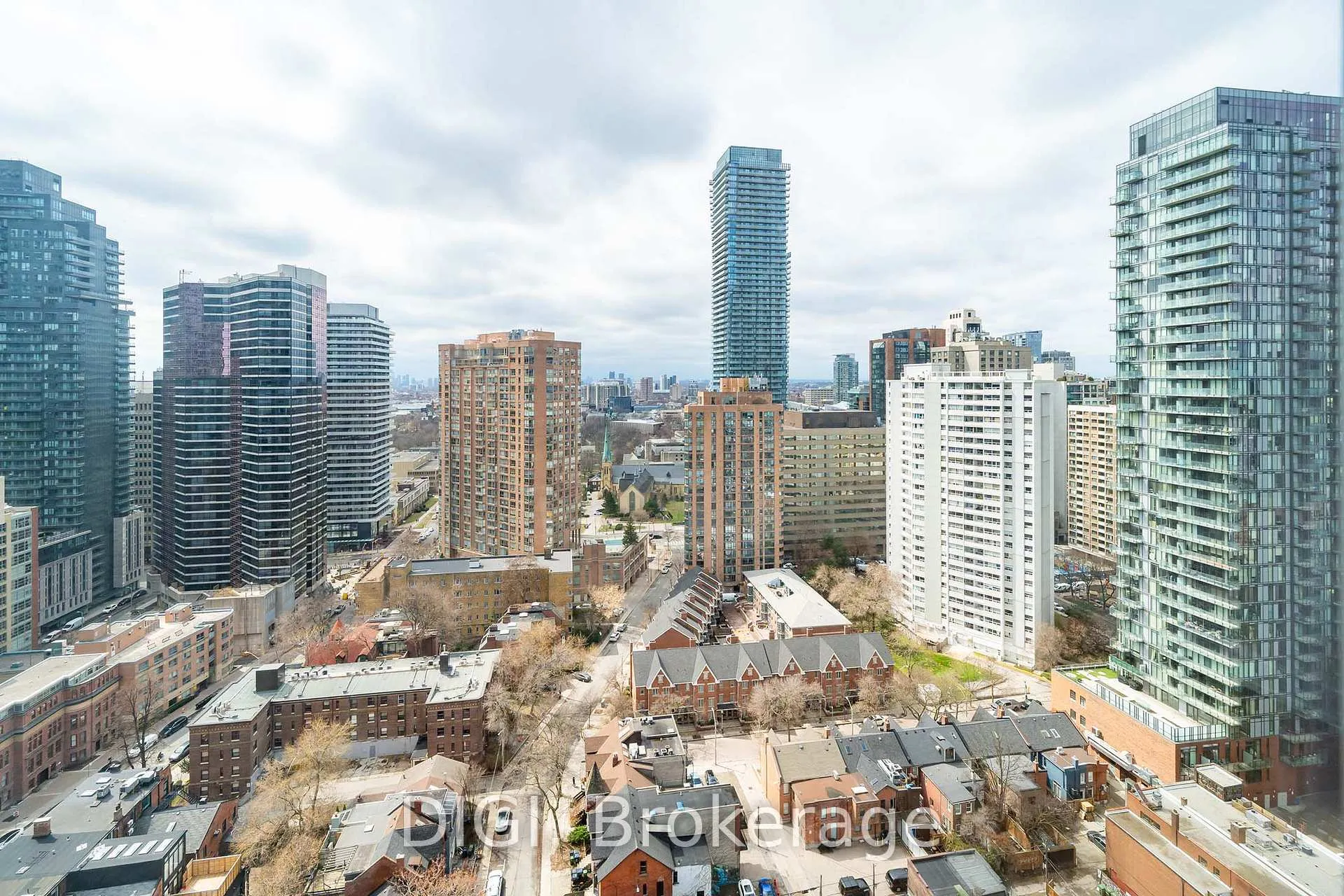 Photo 13 of Unit 2302, 8 Gloucester Street, Toronto, Church-Yonge Corridor — HOMEH