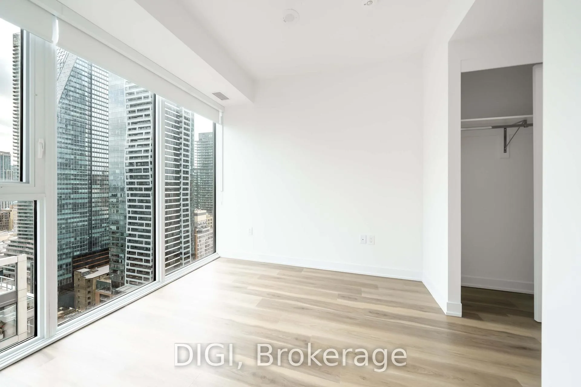 Photo 17 of Unit 2302, 8 Gloucester Street, Toronto, Church-Yonge Corridor — HOMEH