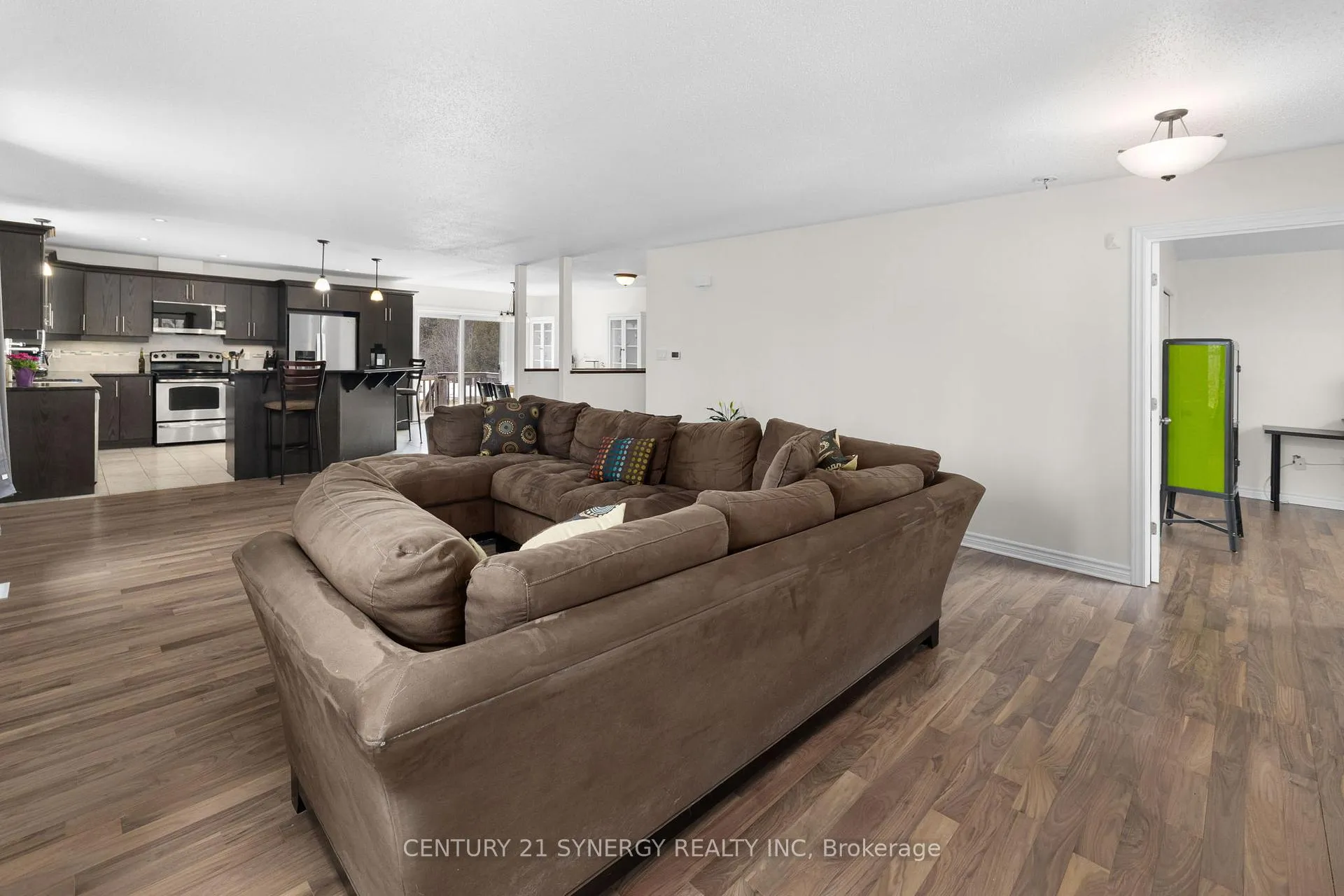 Photo 7 of 42 Empress Drive, North Grenville, Kemptville — HOMEH