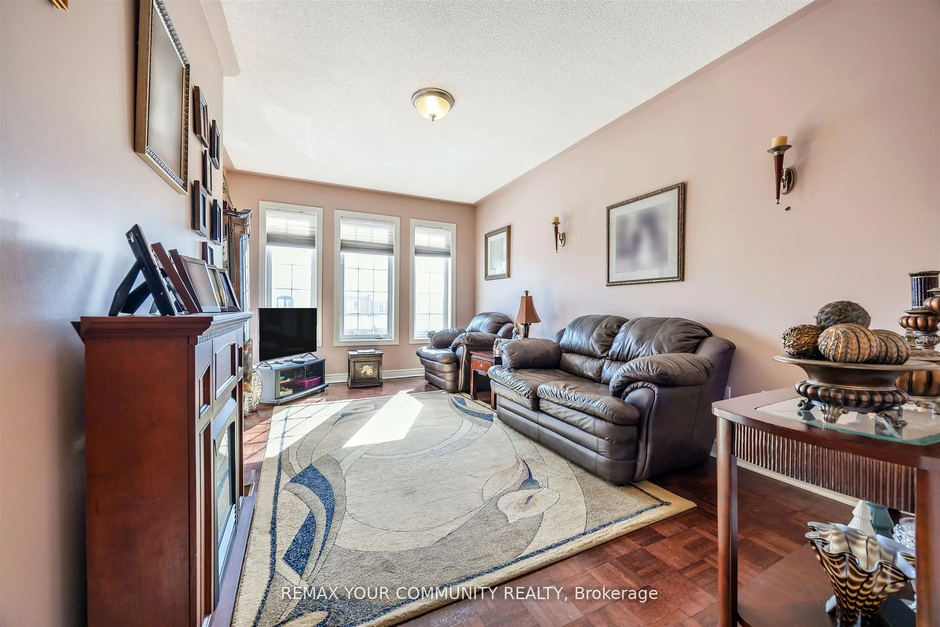 Photo 19 of 50 Lodgeway Drive, Vaughan, Rural Vaughan — HOMEH