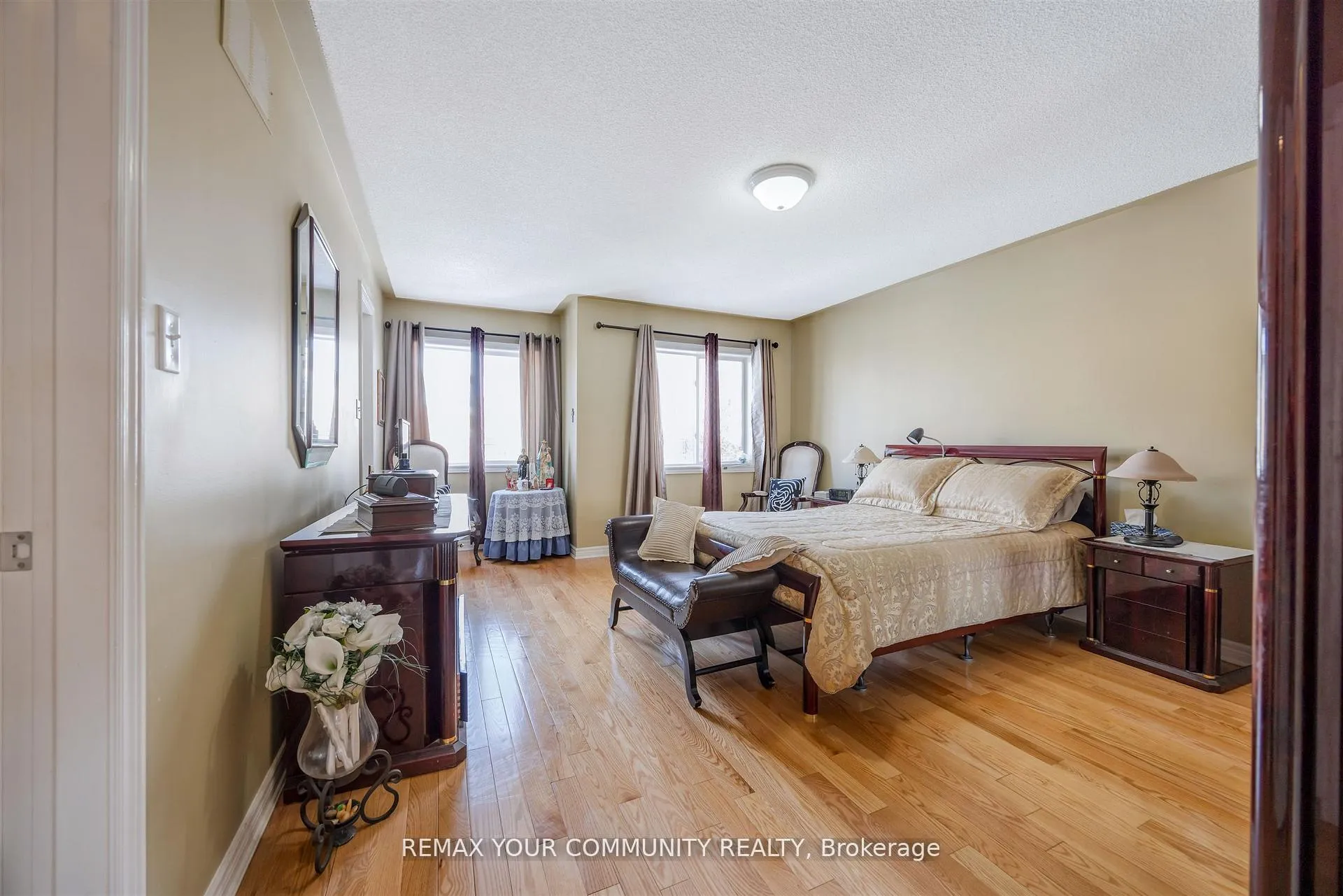 Photo 21 of 50 Lodgeway Drive, Vaughan, Rural Vaughan — HOMEH