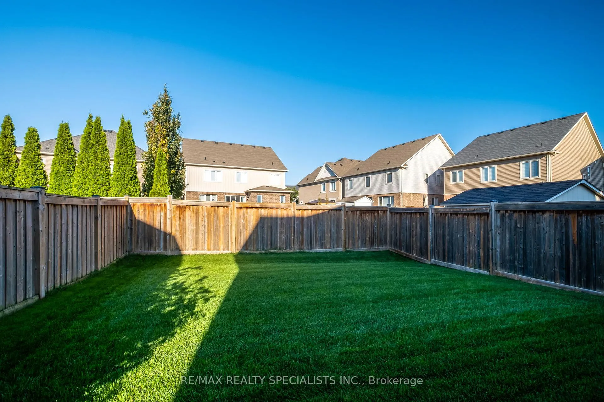 Photo 8 of 90 Martin Trail, New Tecumseth, Tottenham — HOMEH
