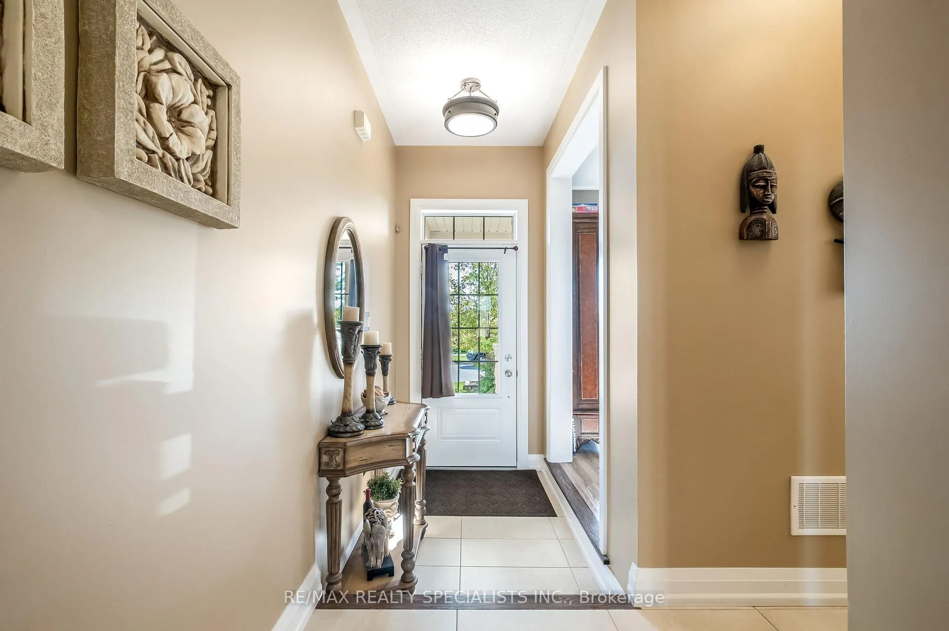 Photo 11 of 90 Martin Trail, New Tecumseth, Tottenham — HOMEH