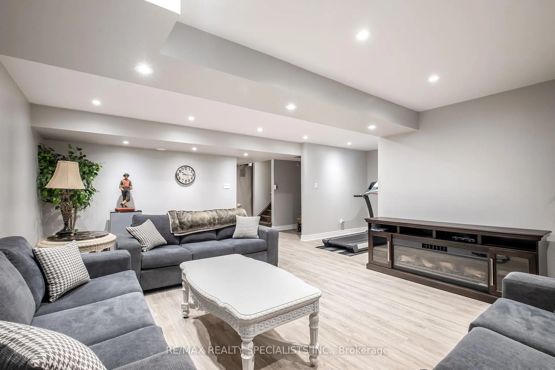 Photo 46 of 90 Martin Trail, New Tecumseth, Tottenham — HOMEH