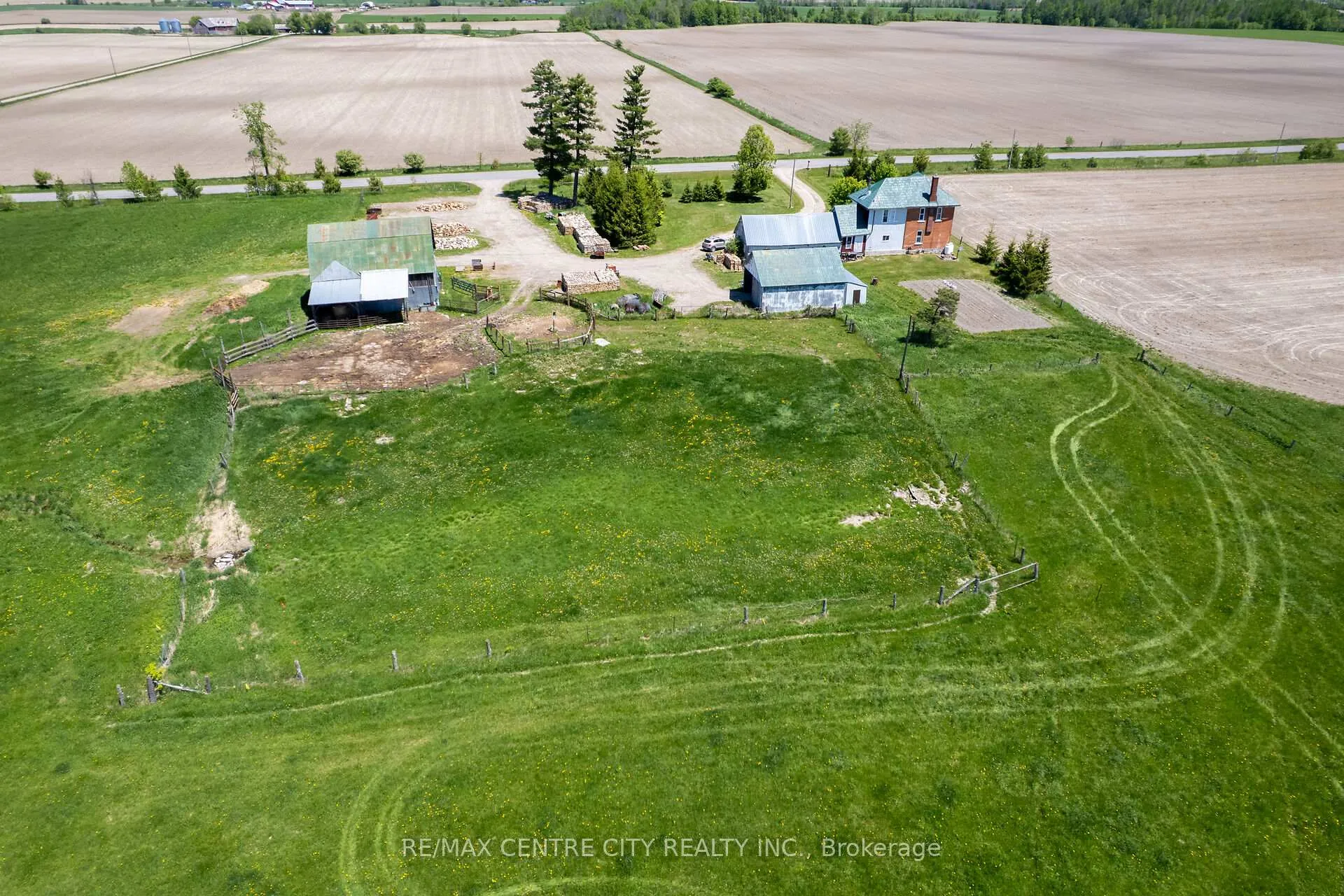 Photo 7 of 817 Snake River Line, Whitewater Region, Cobden — HOMEH