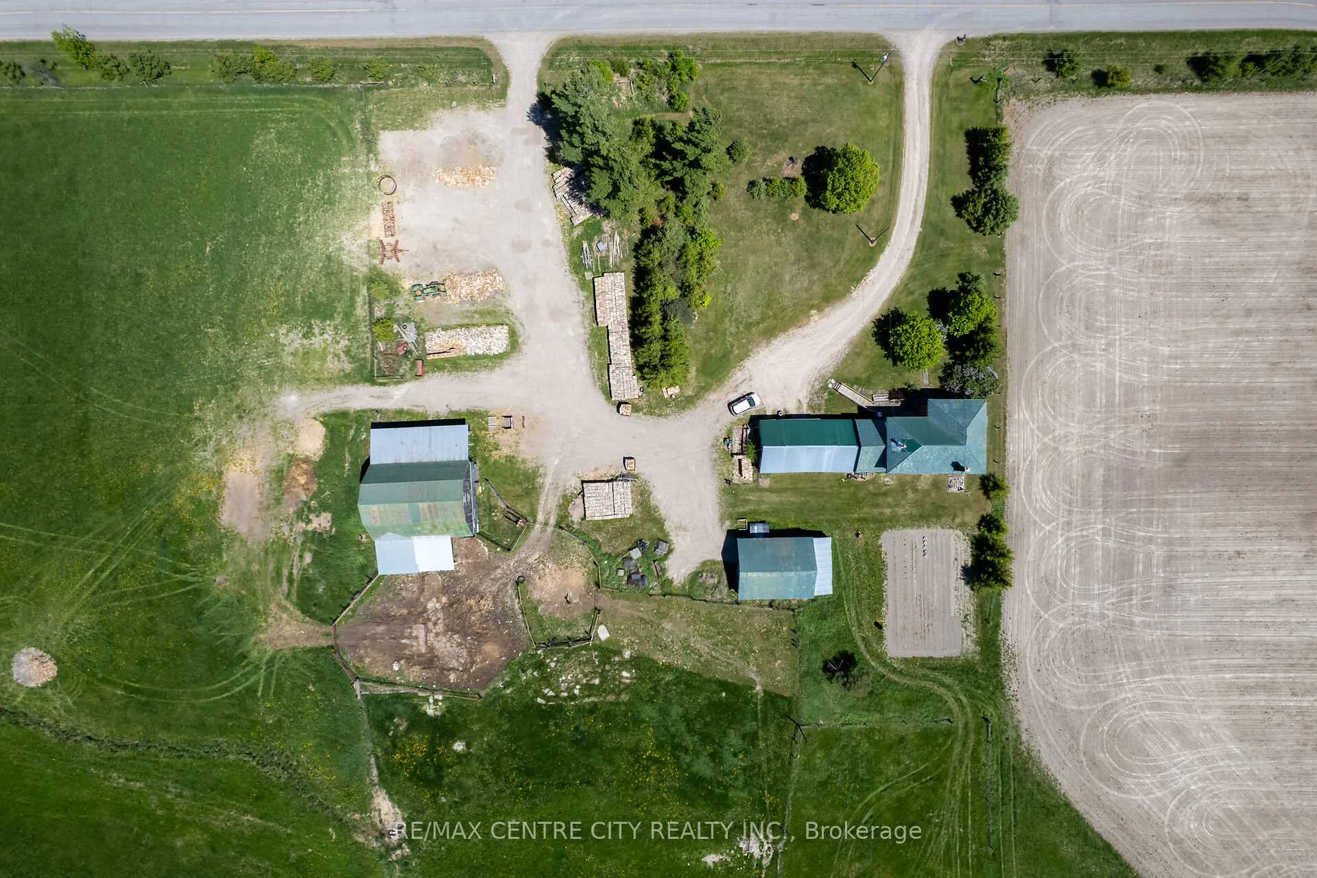 Photo 8 of 817 Snake River Line, Whitewater Region, Cobden — HOMEH