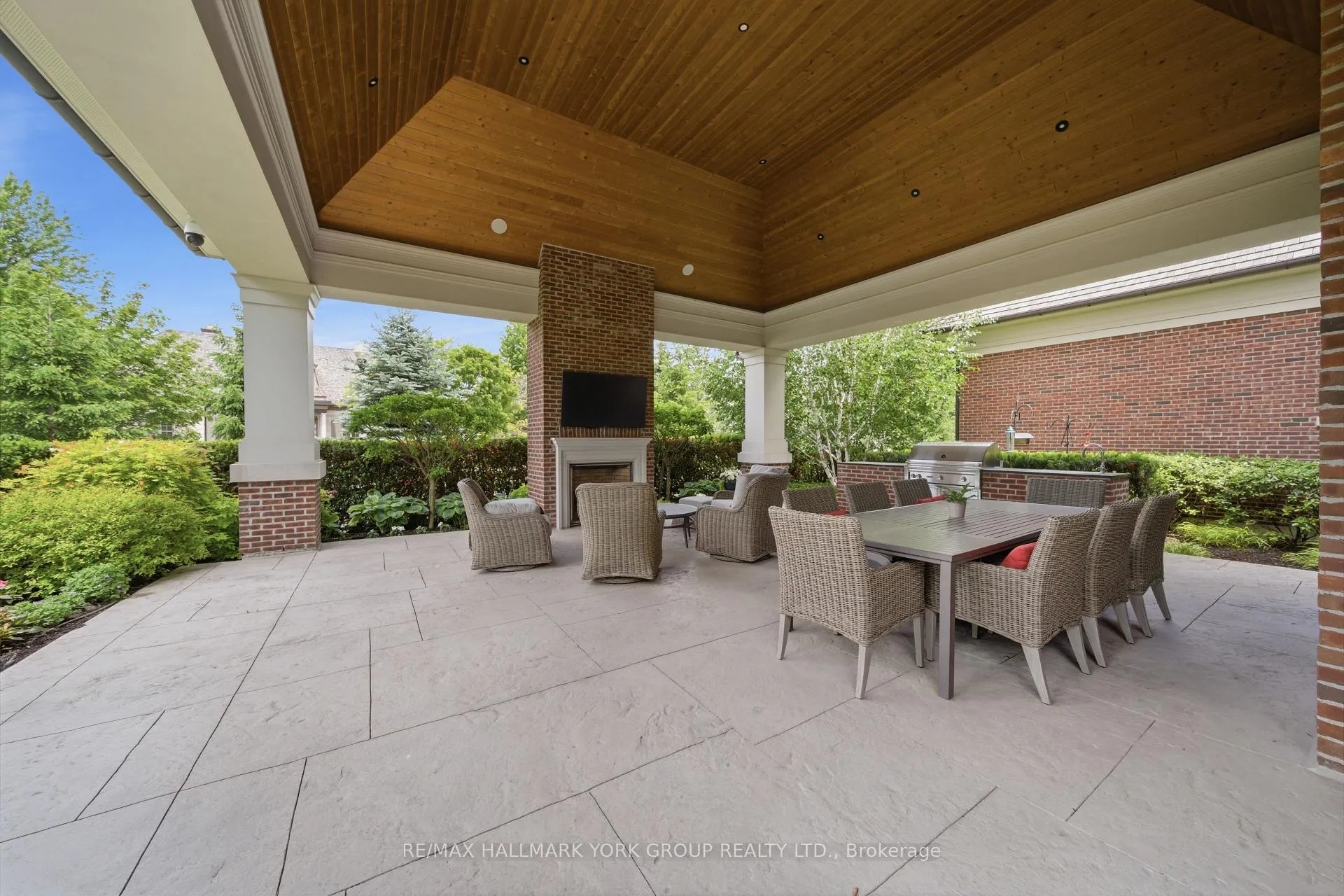 Photo 32 of 45 Adena Meadows Way, Aurora, Bayview Southeast — HOMEH