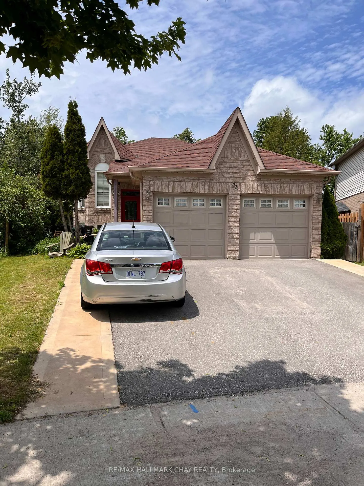 Photo 1 of 173 Wessenger Drive, Barrie, Holly — HOMEH
