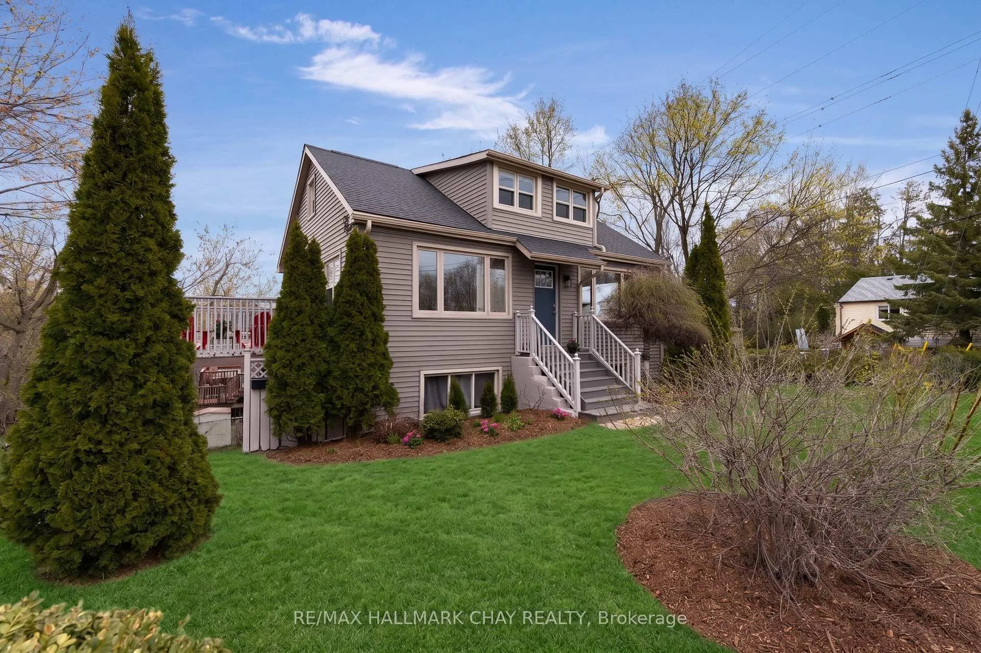 Photo 3 of 296 Barrie Road, Orillia — HOMEH