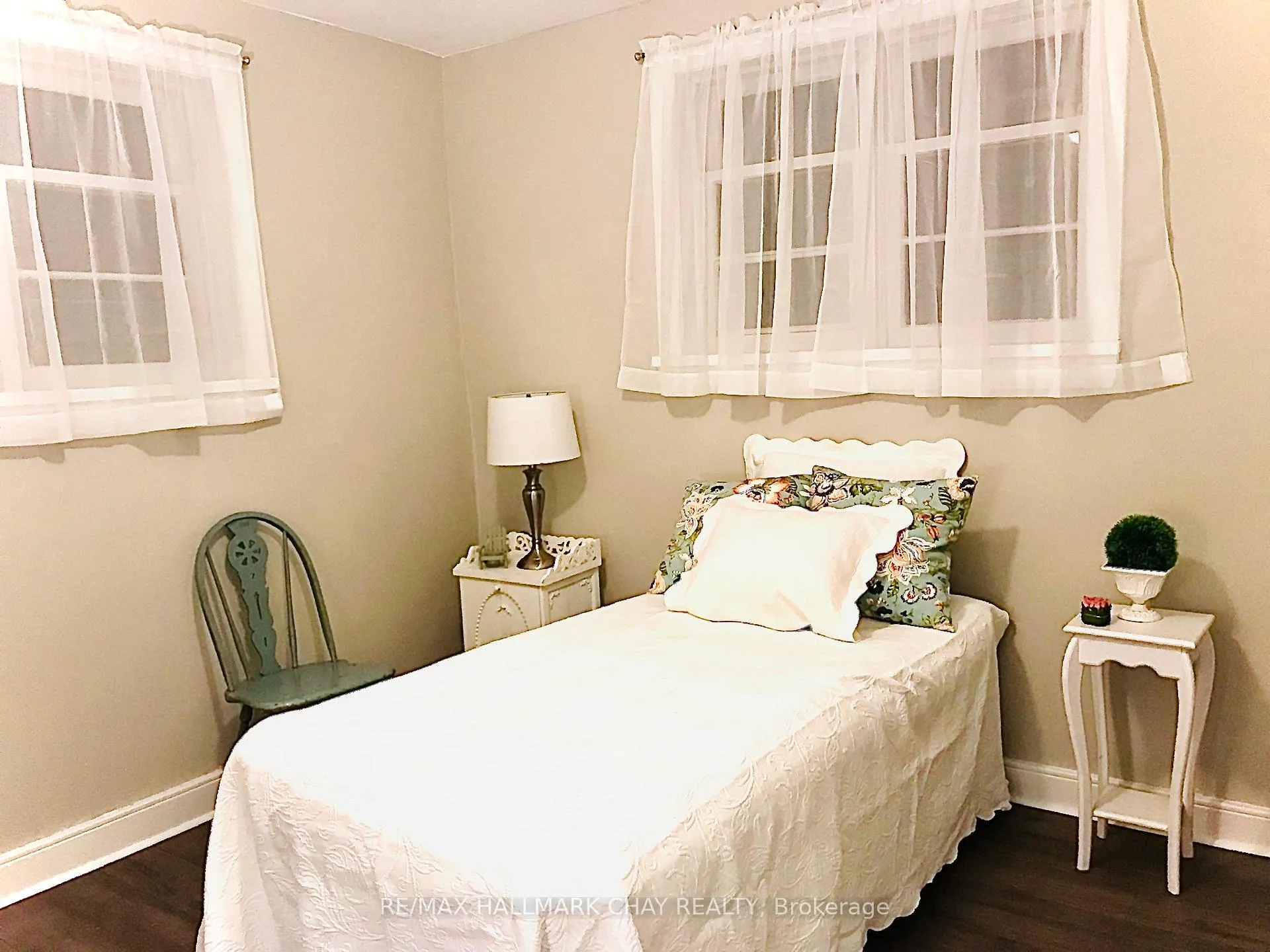 Photo 33 of 296 Barrie Road, Orillia — HOMEH