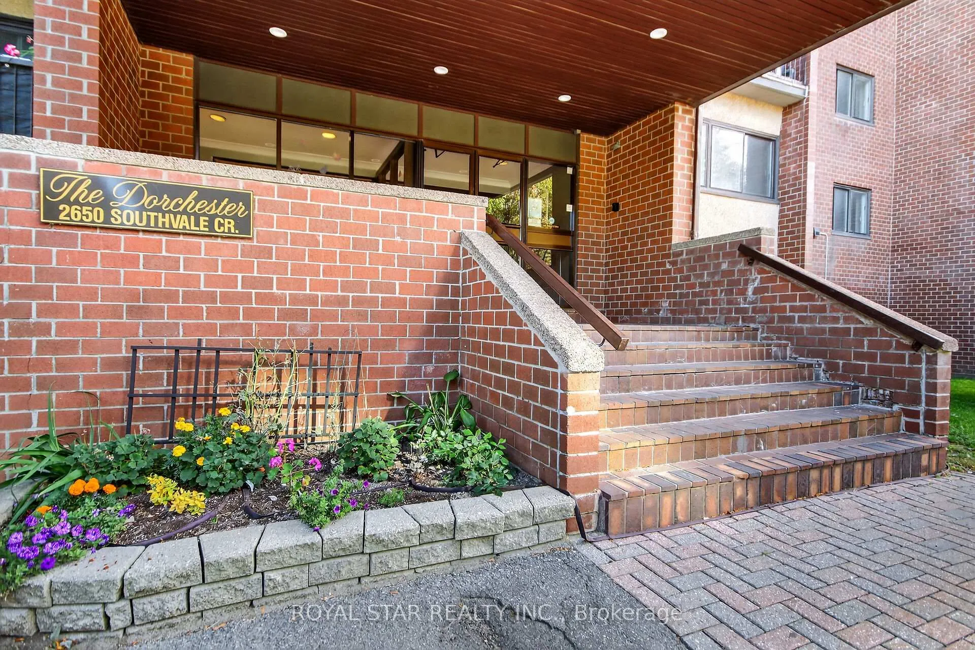 Photo 2 of Unit 414, 2650 Southvale Crescent, Ottawa, Sheffield Glen/Industrial Park — HOMEH
